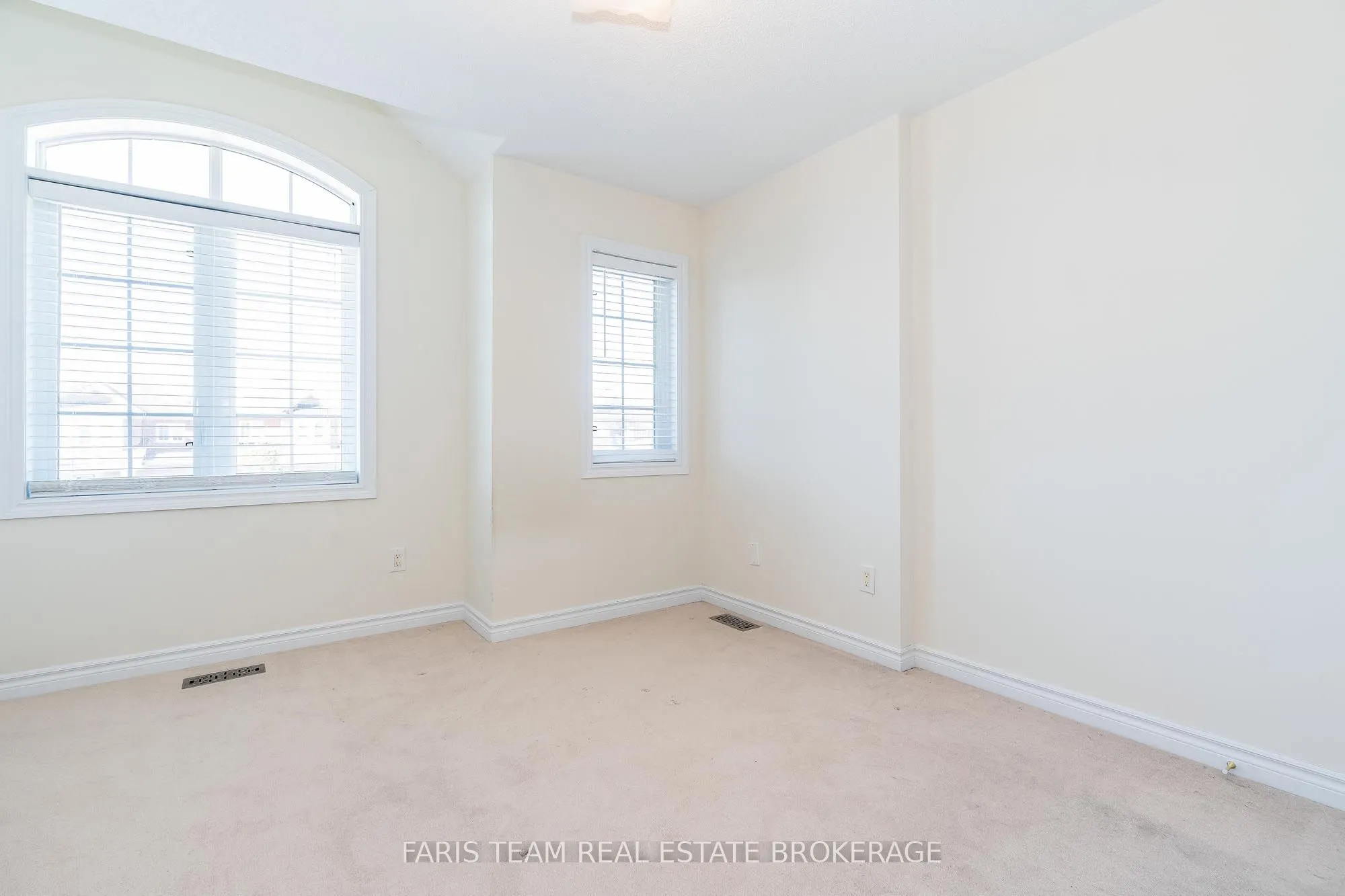 103 Collier Crescent