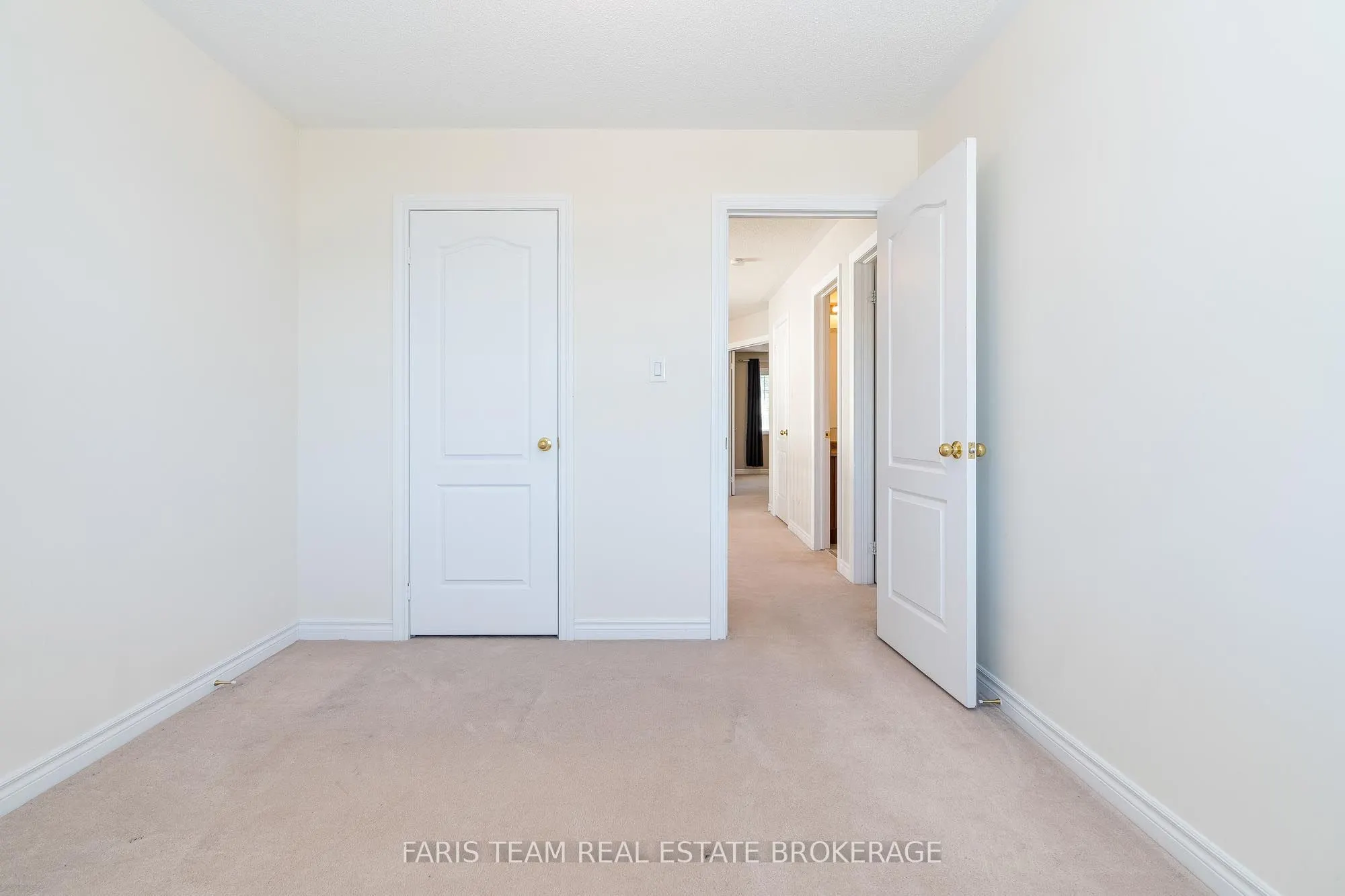 103 Collier Crescent
