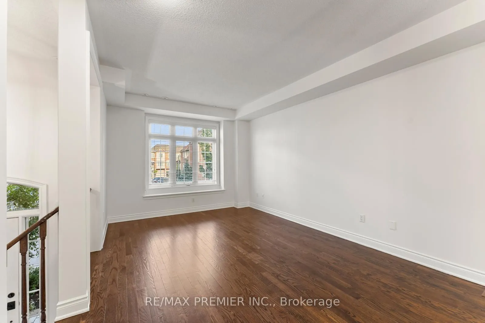 34 George Bogg Road