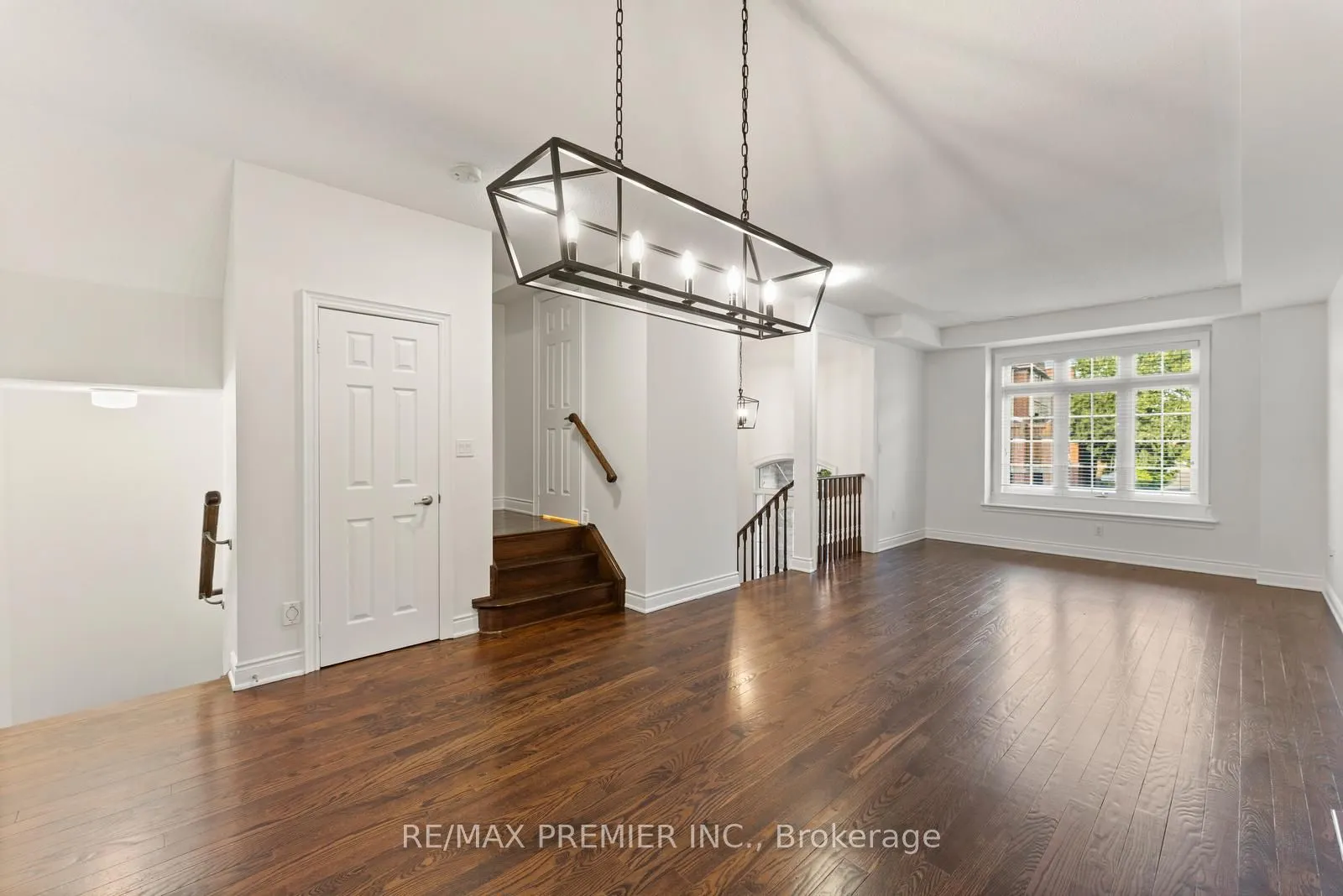 34 George Bogg Road