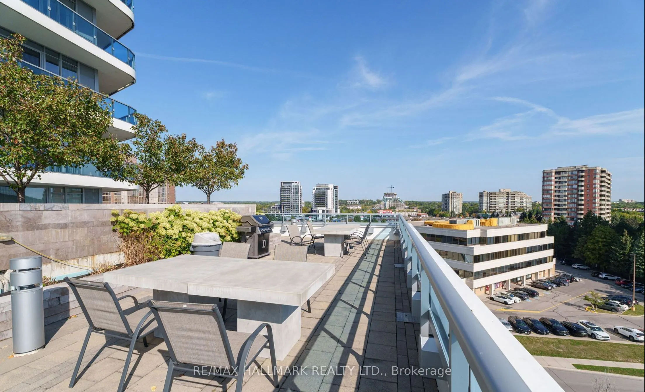 9471 Yonge Street, #1610