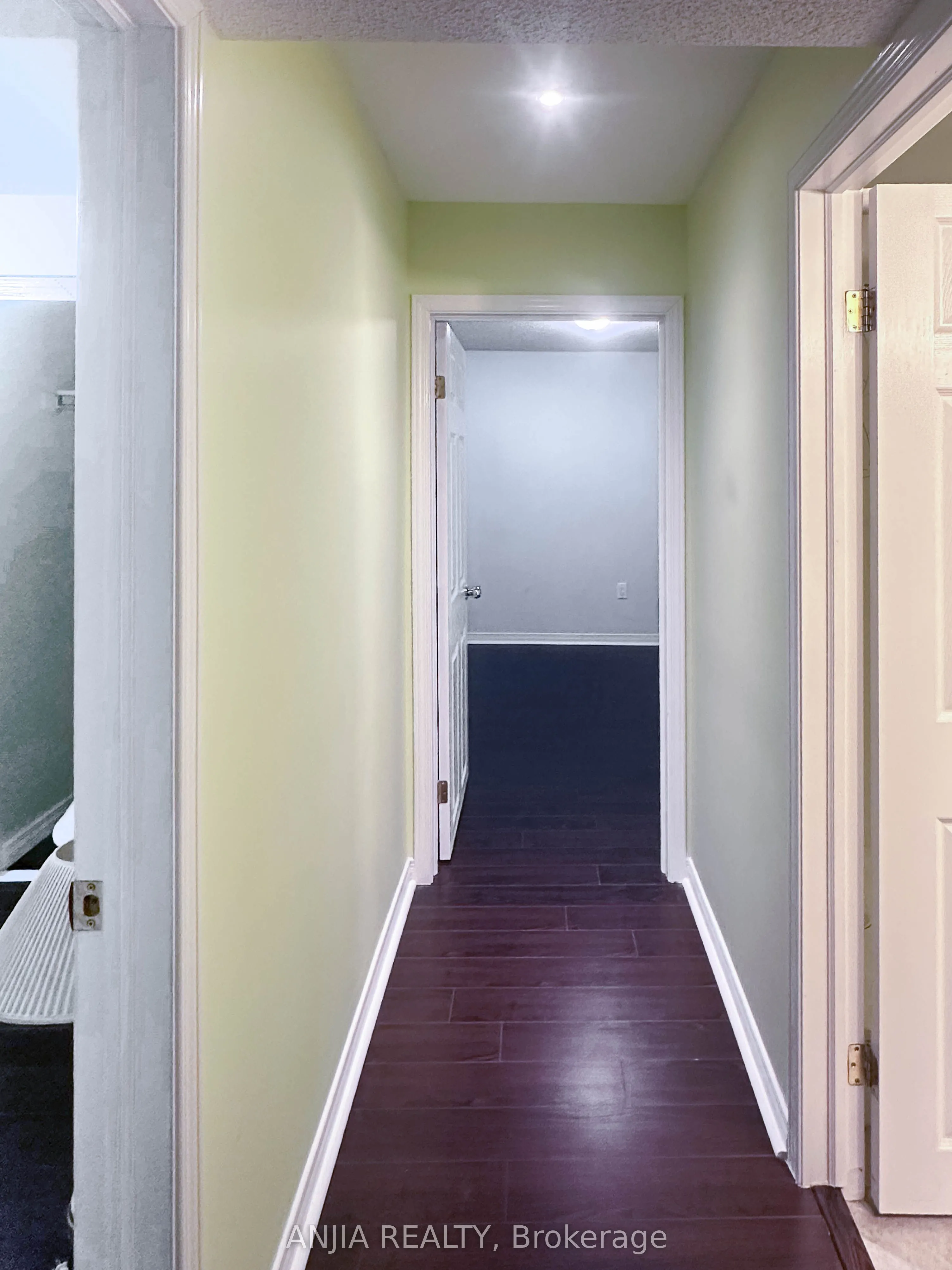 139 Hillwood Street, #Basement