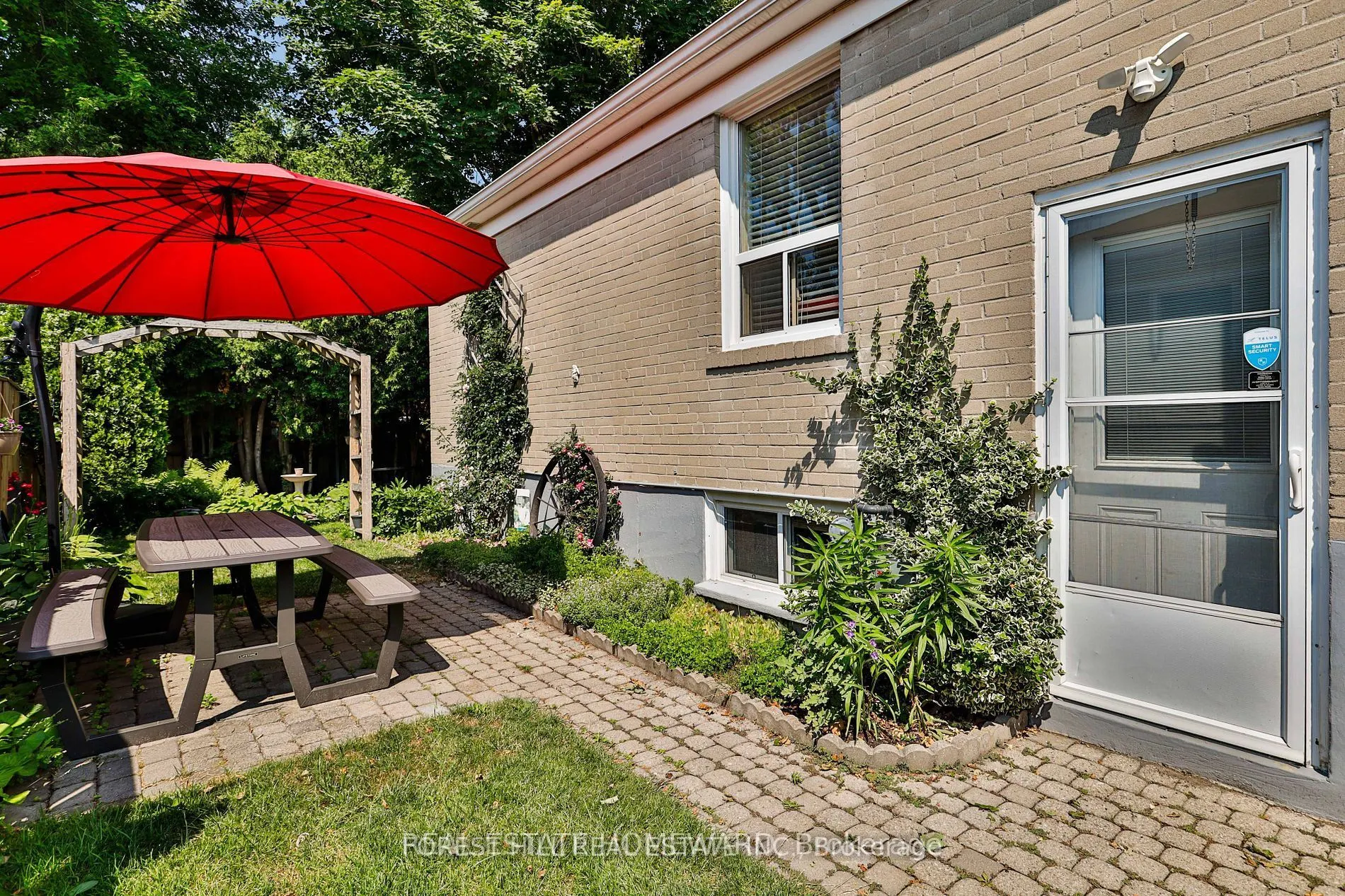 220 Neal Drive, #(Main)