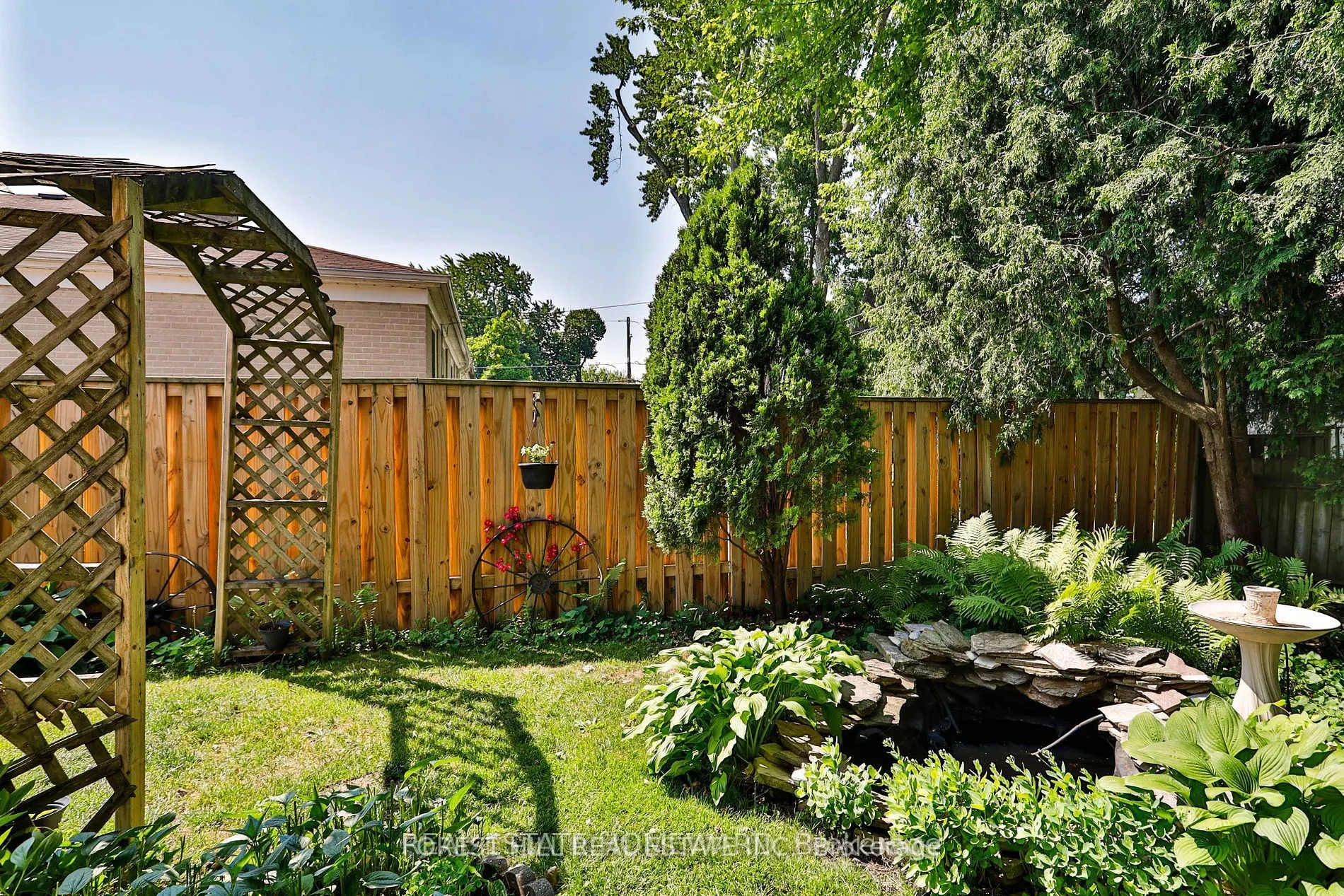 220 Neal Drive, #(Main)