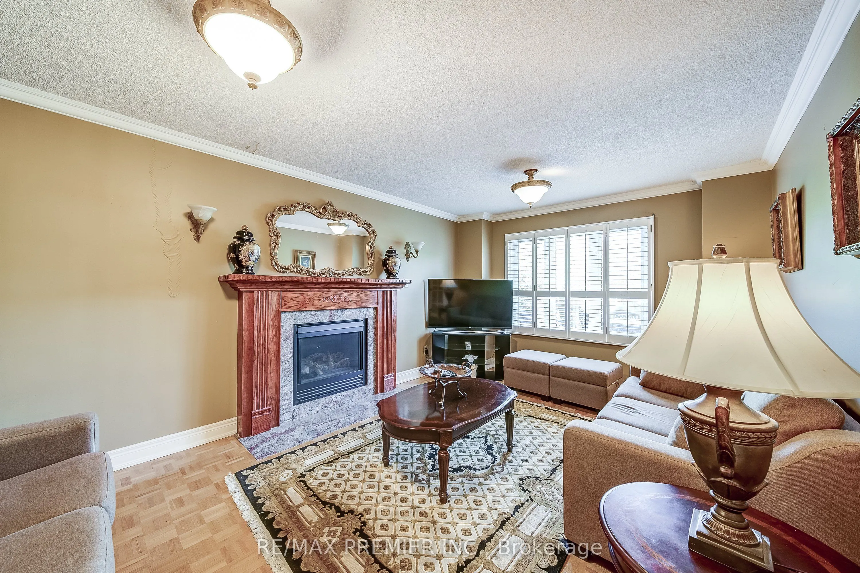 300 Belview Avenue