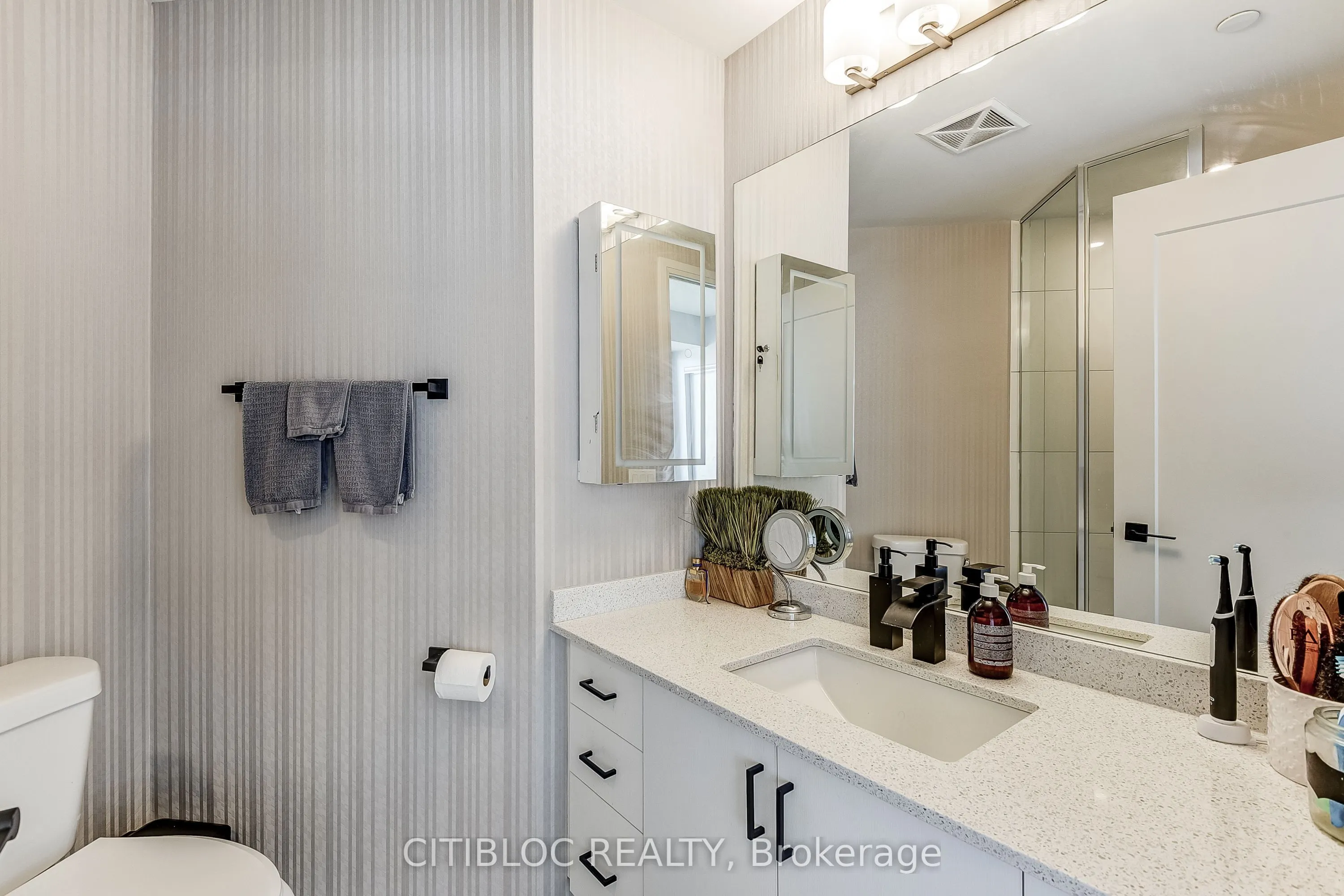 9000 Jane Street, #1408