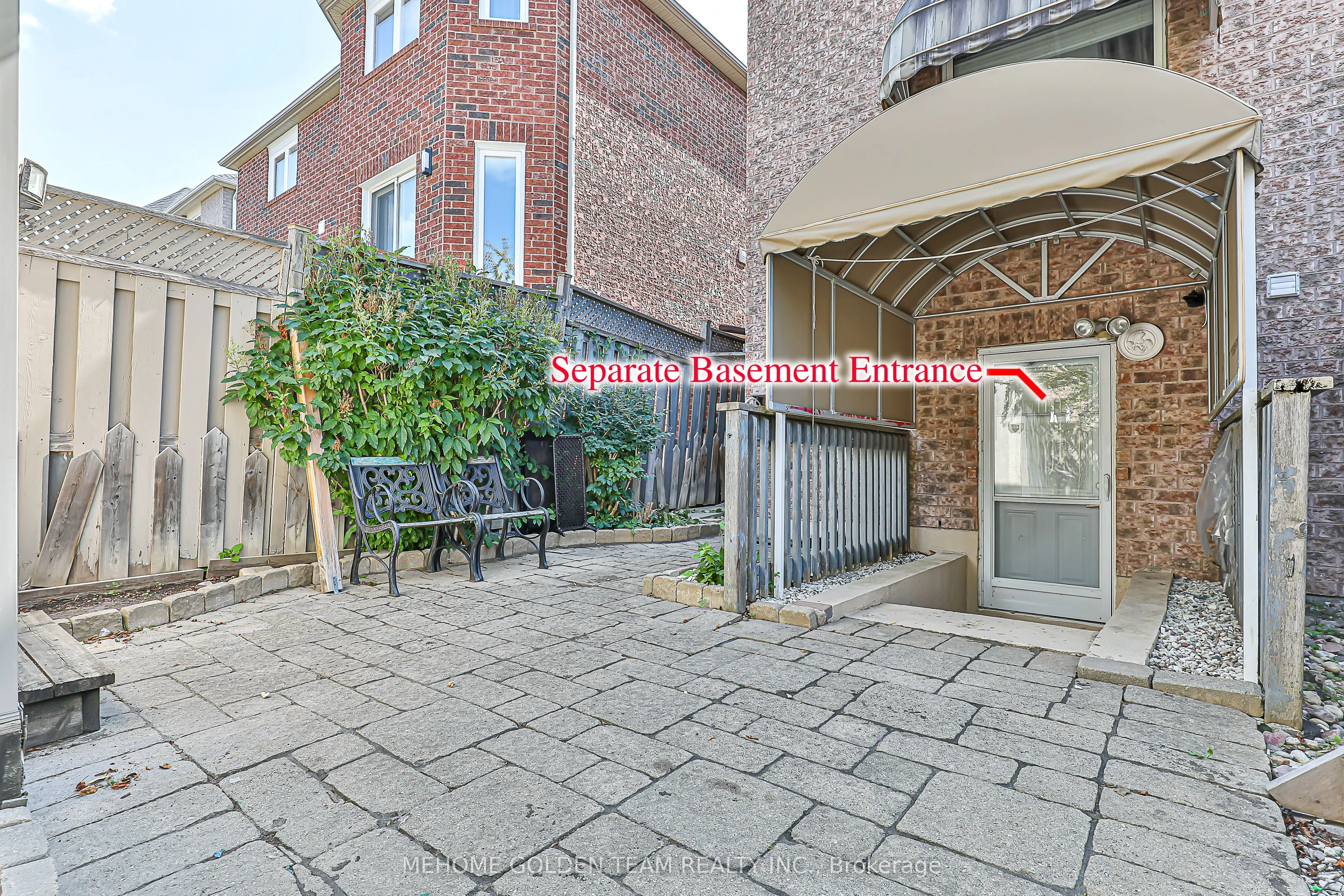 30 Mingay Avenue