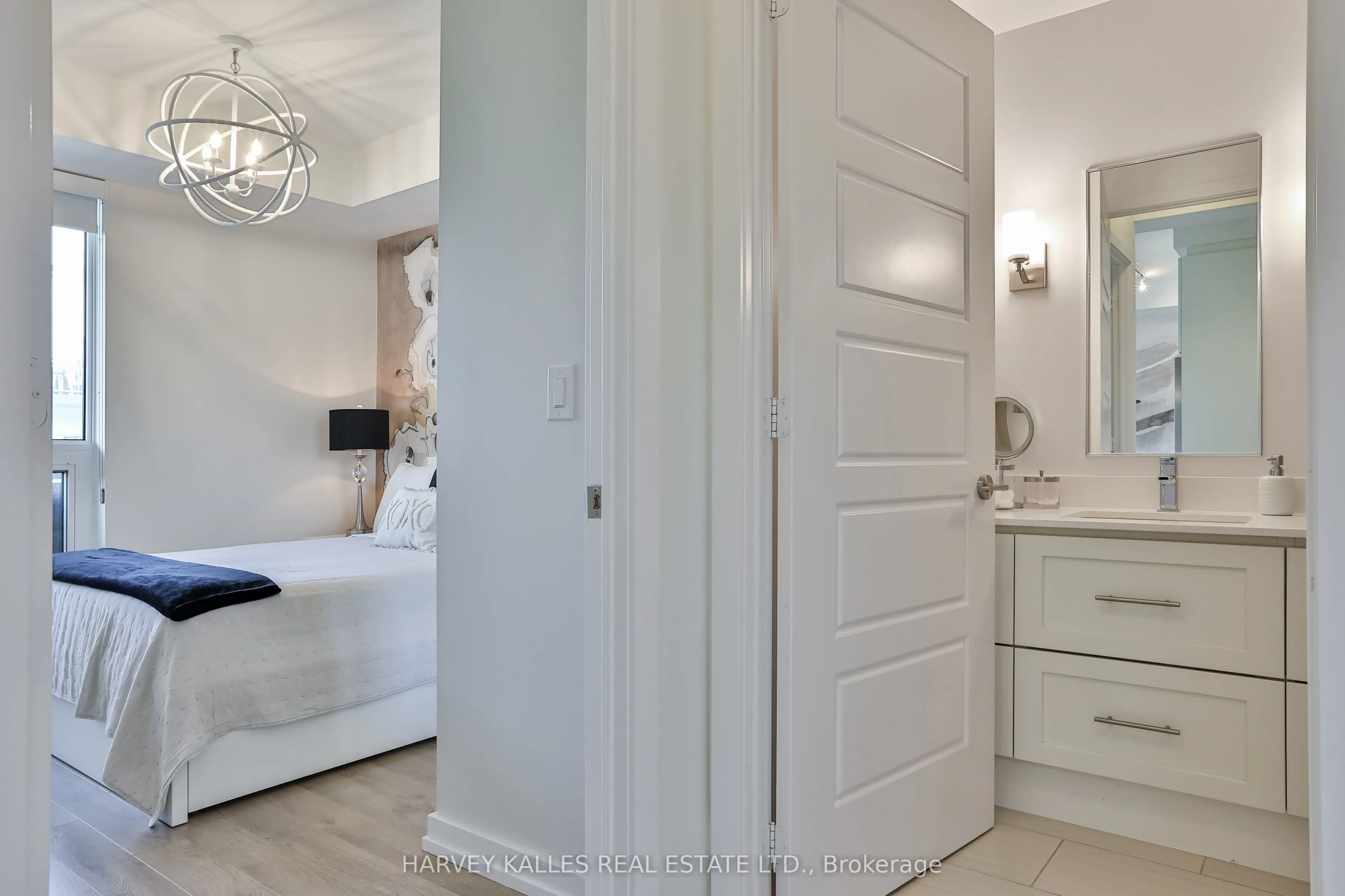 241 Sea Ray Avenue, #320
