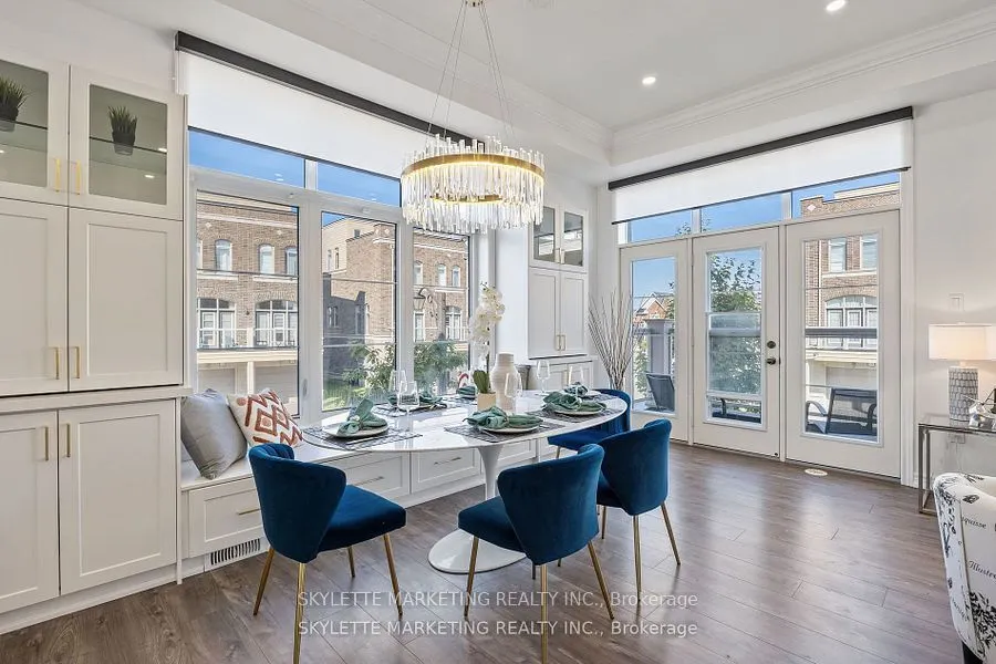 2 Cornerbank Crescent