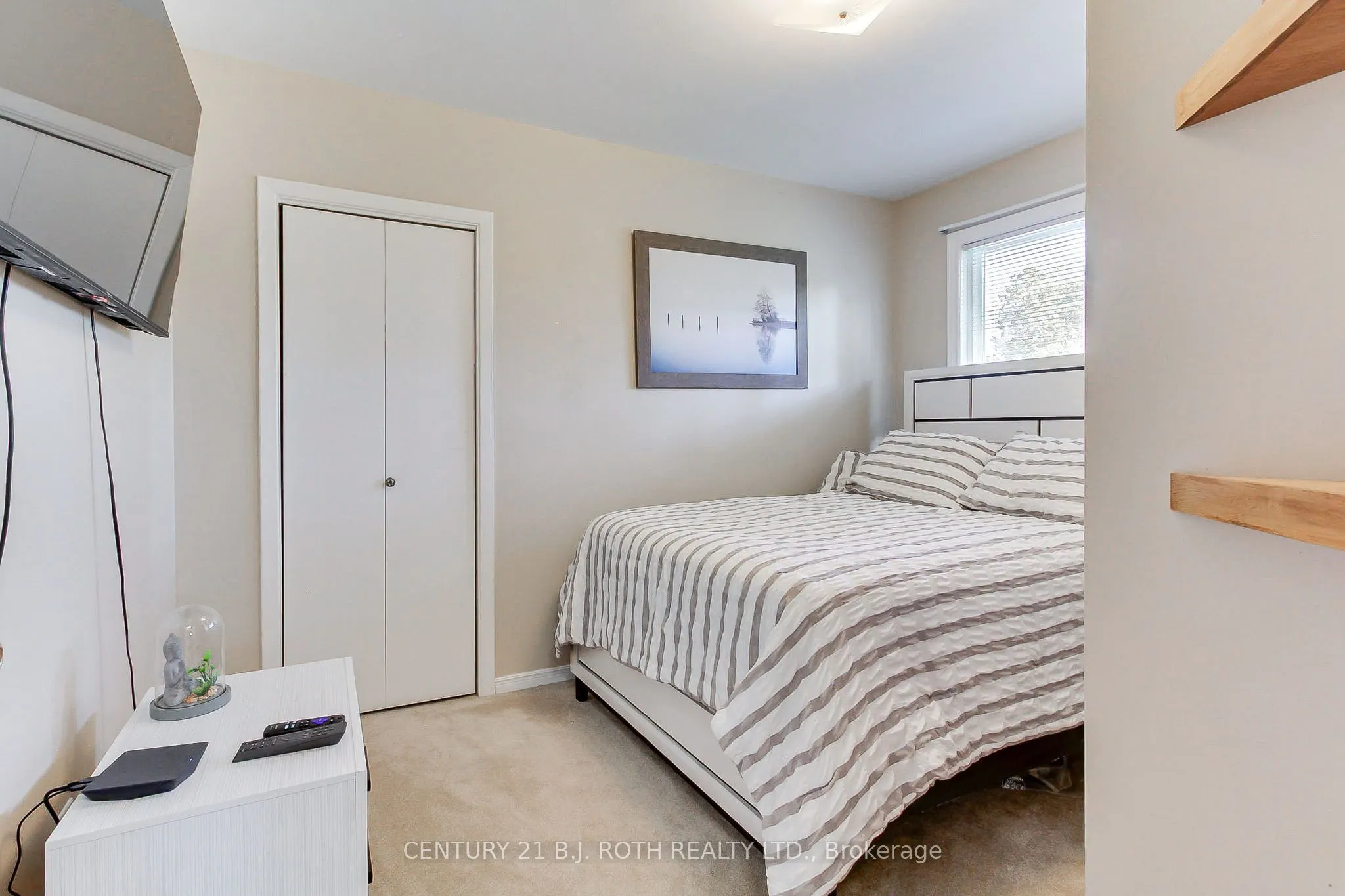 32 Franklin Beach Road