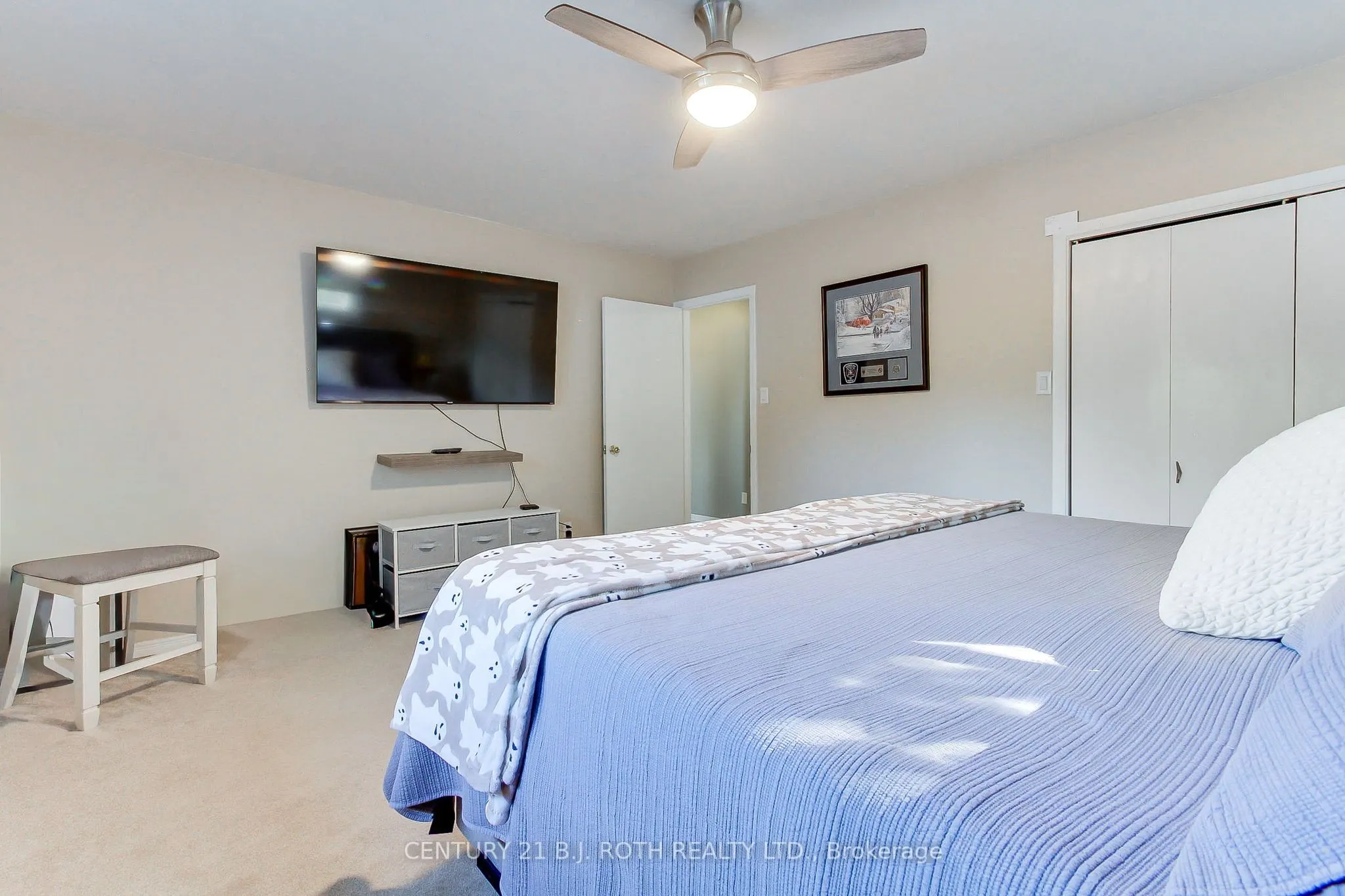 32 Franklin Beach Road