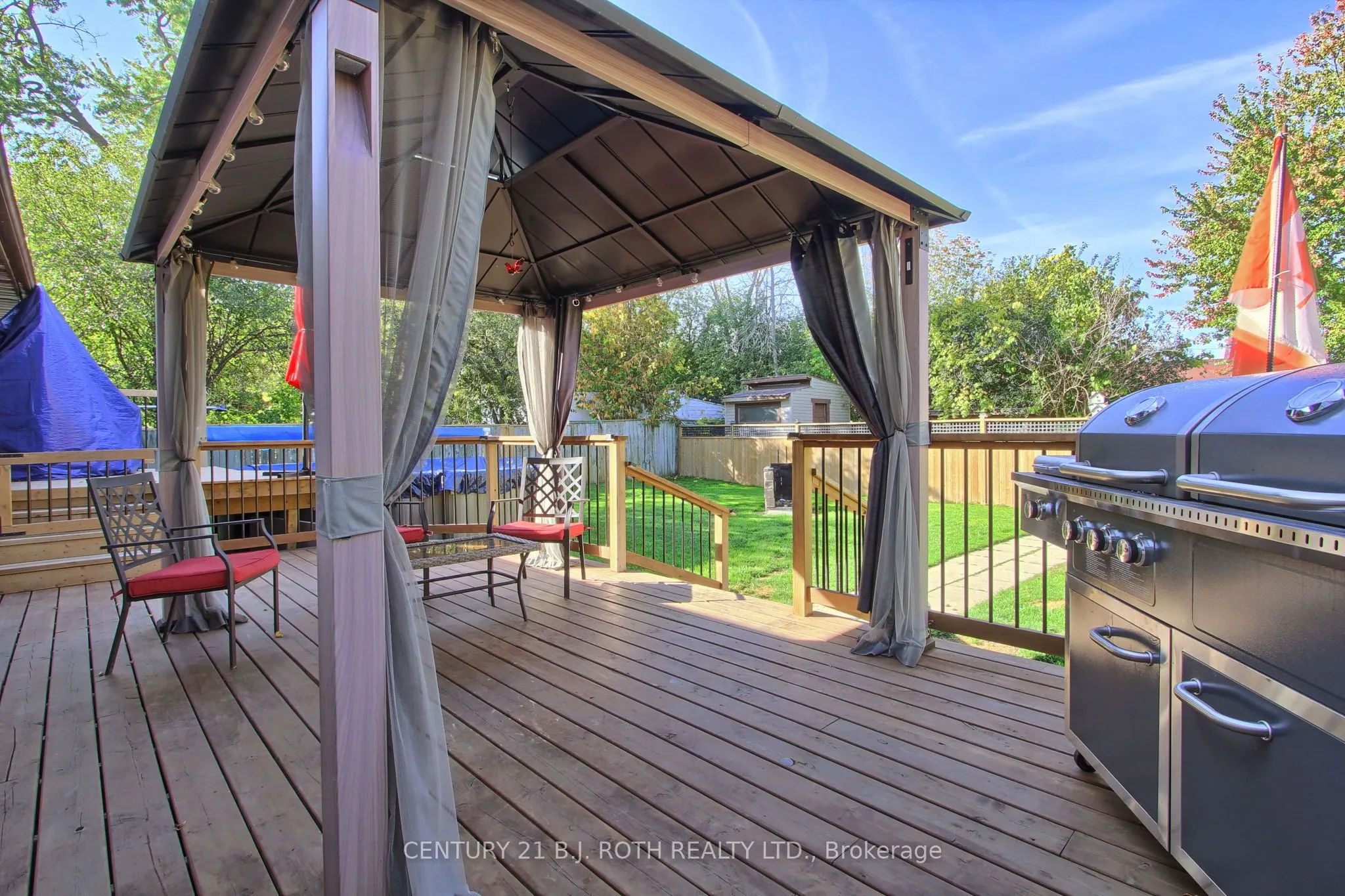 32 Franklin Beach Road