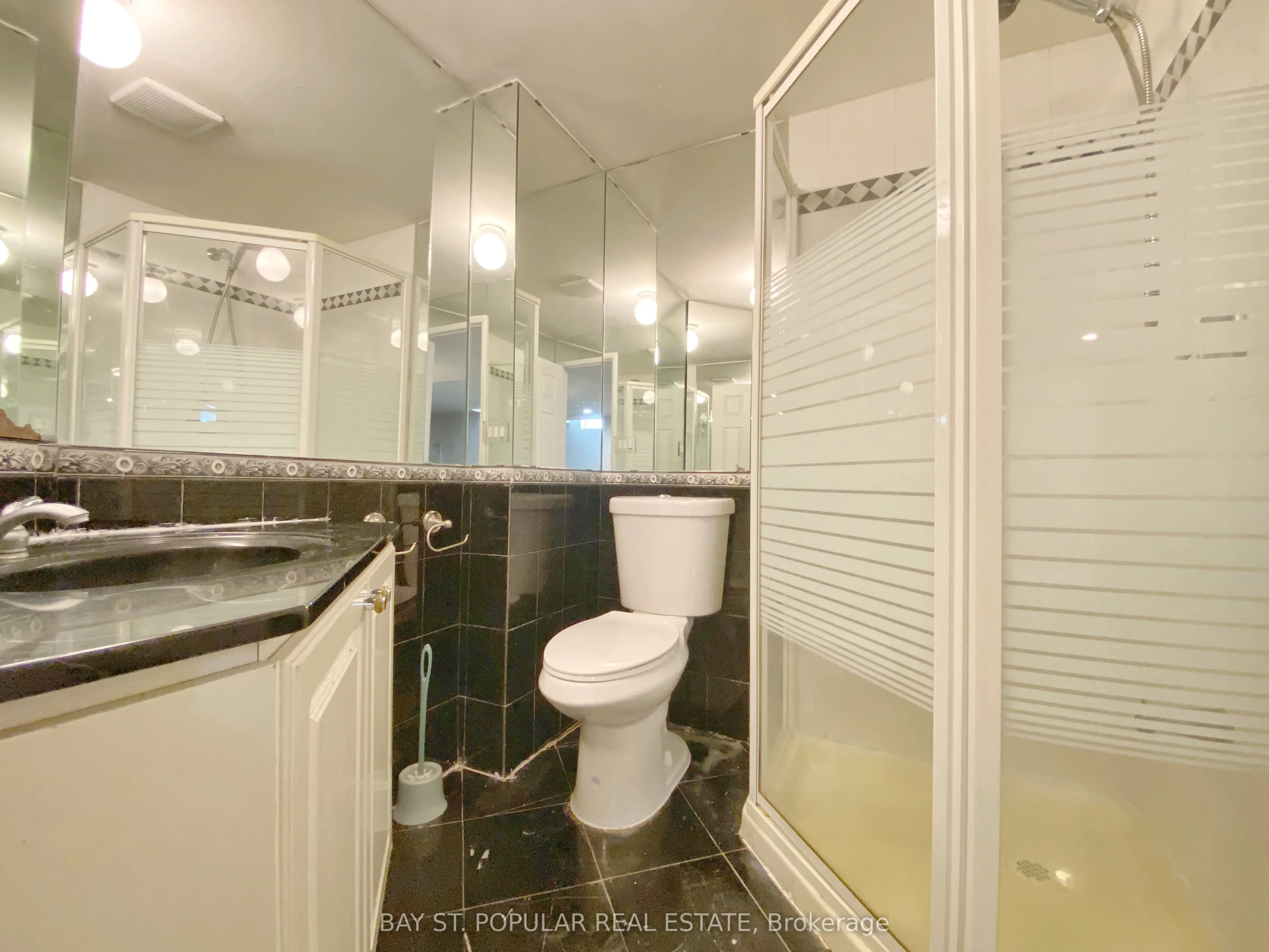 54 Charles Alfred Crescent