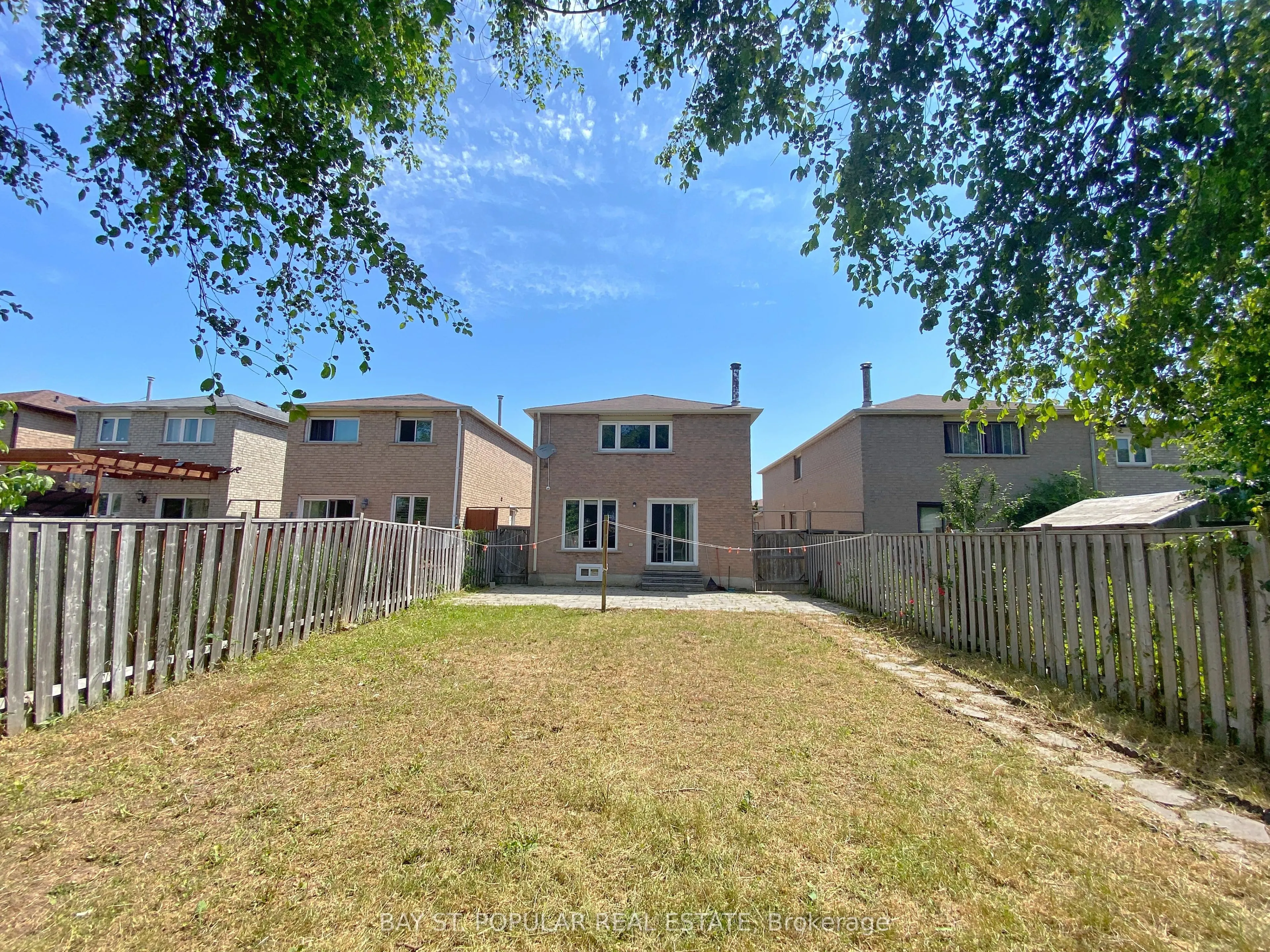 54 Charles Alfred Crescent