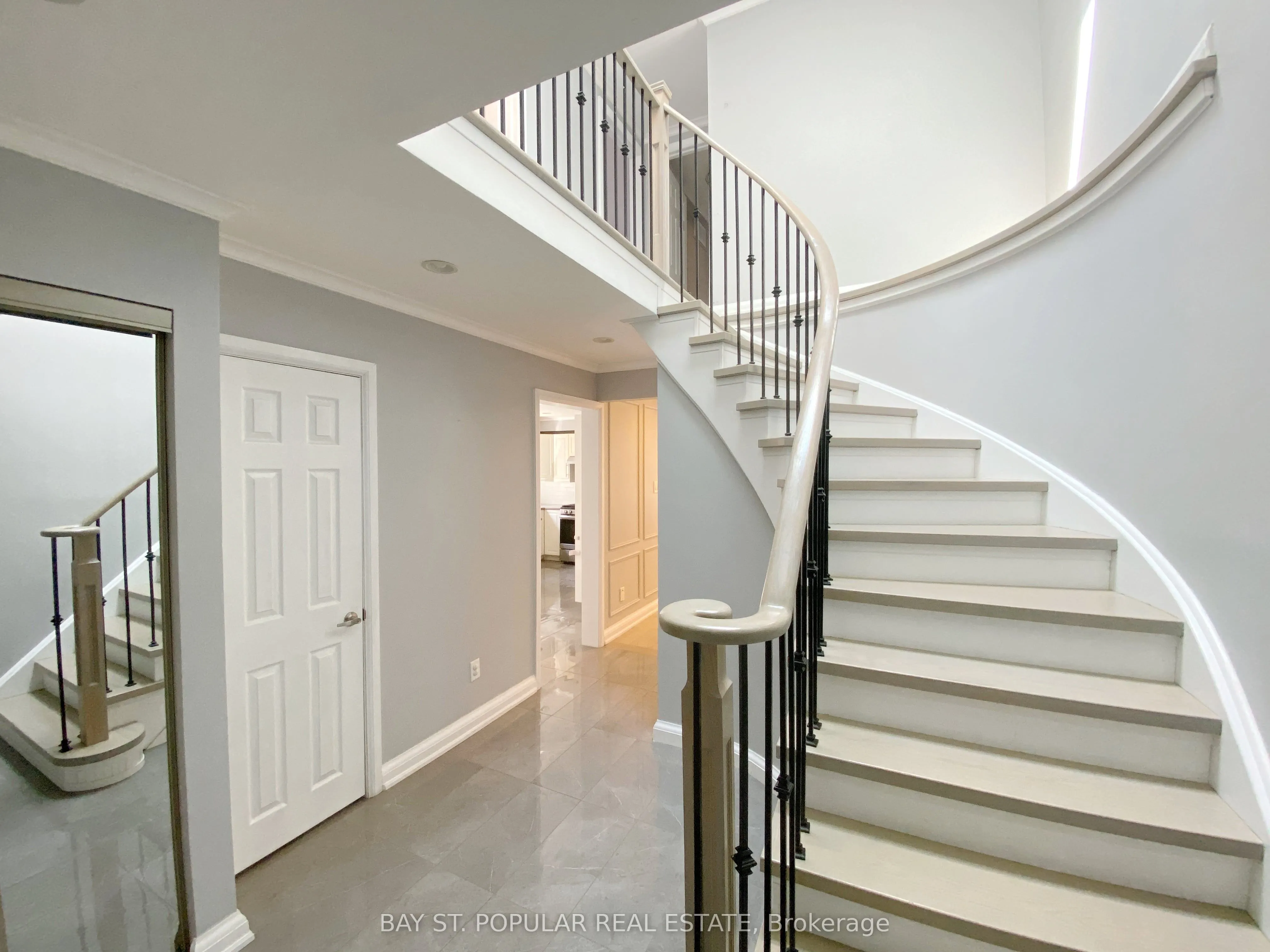 54 Charles Alfred Crescent