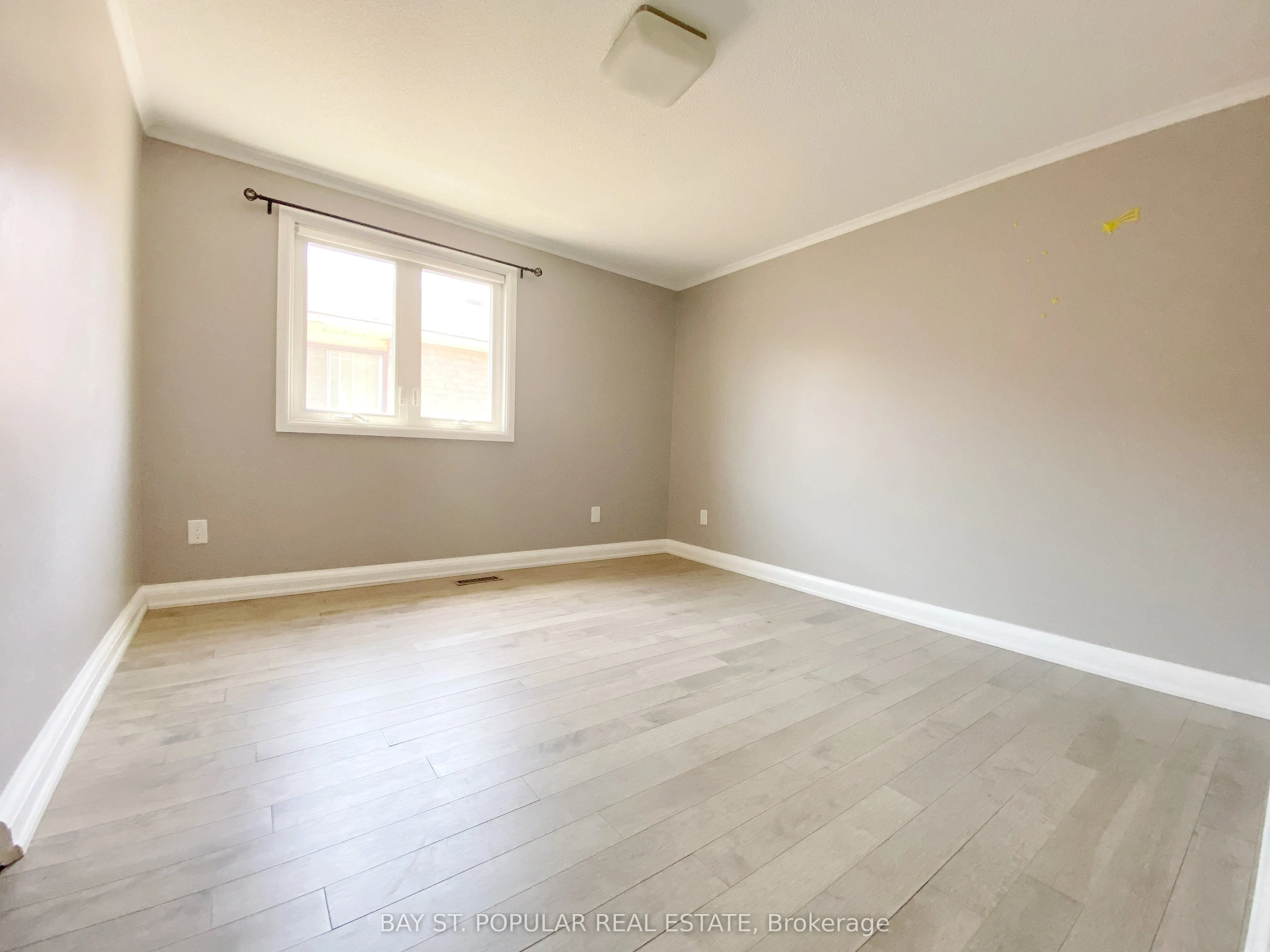 54 Charles Alfred Crescent
