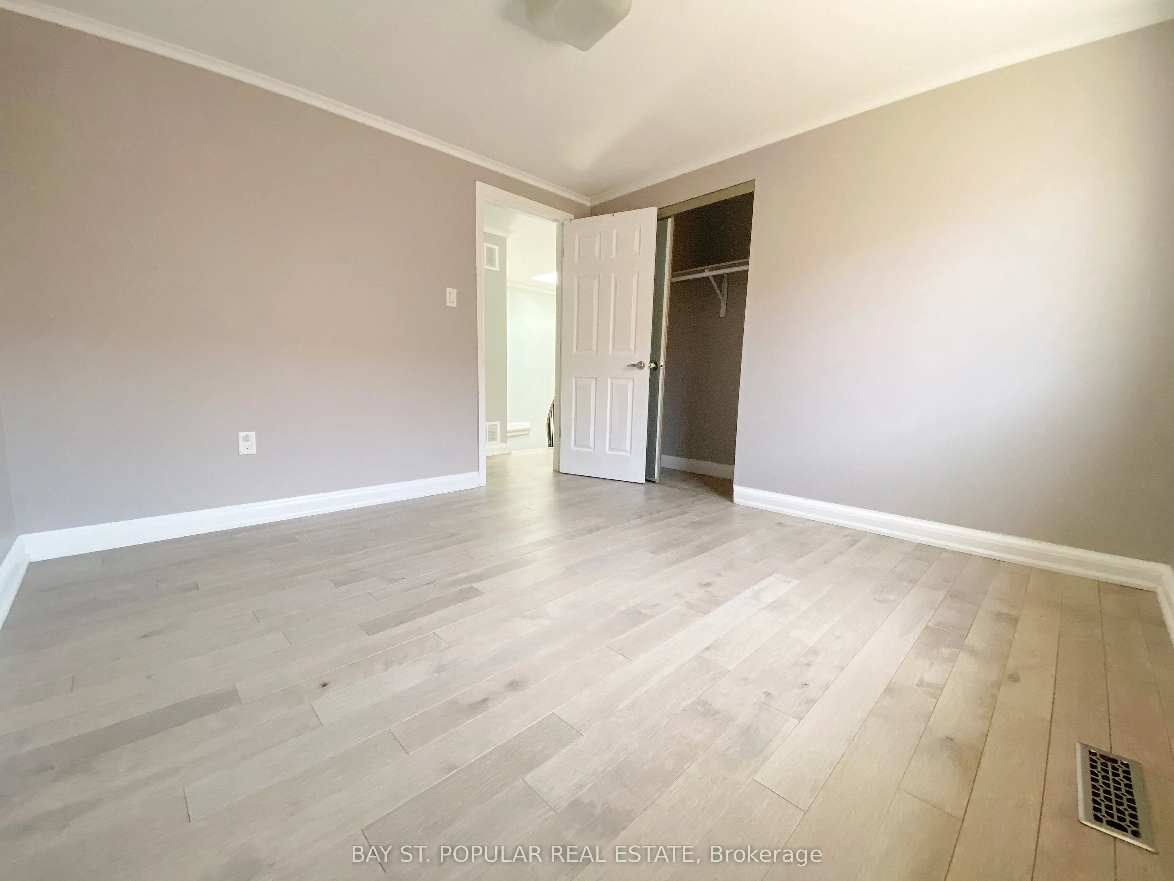 54 Charles Alfred Crescent