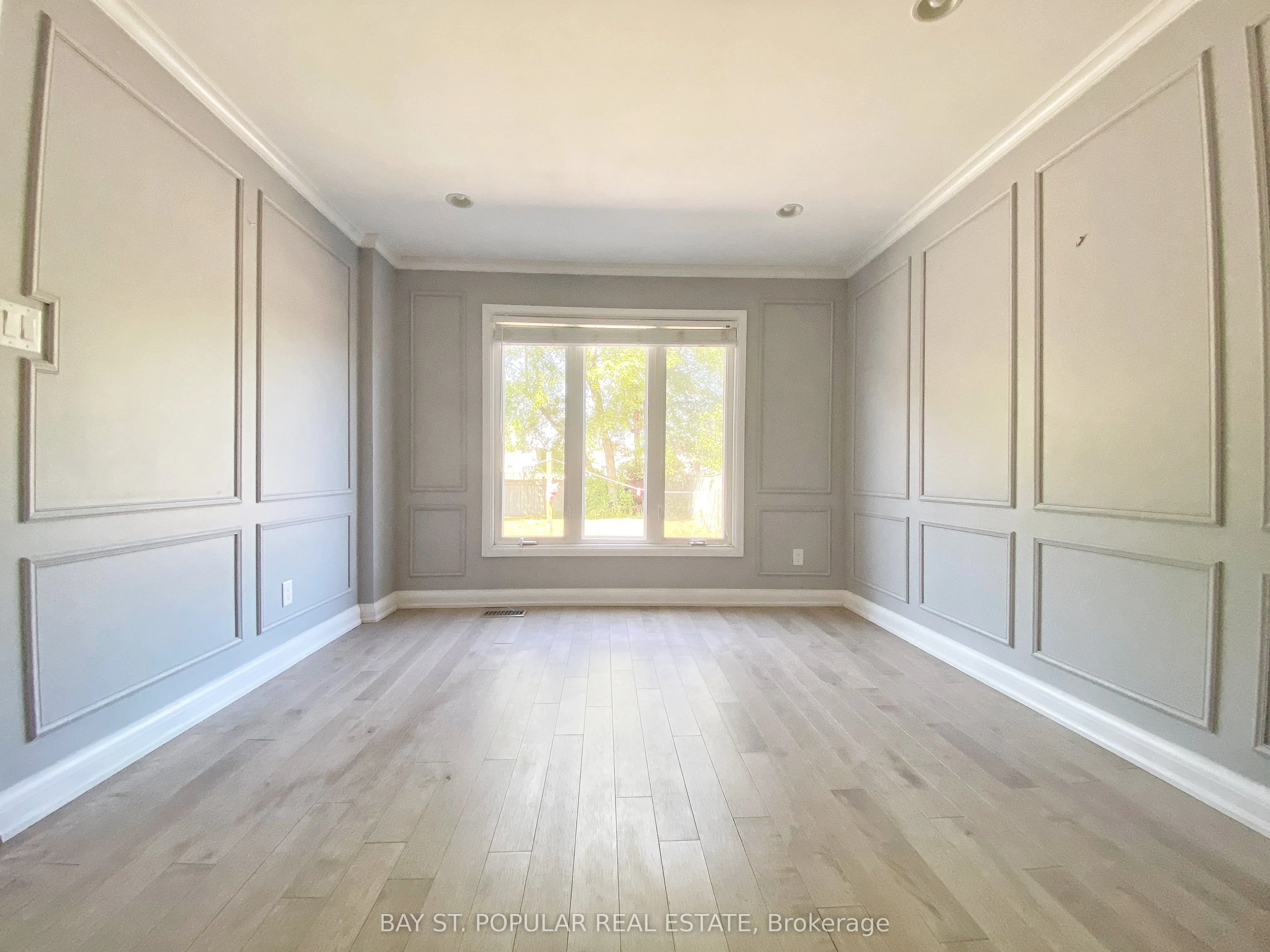 54 Charles Alfred Crescent