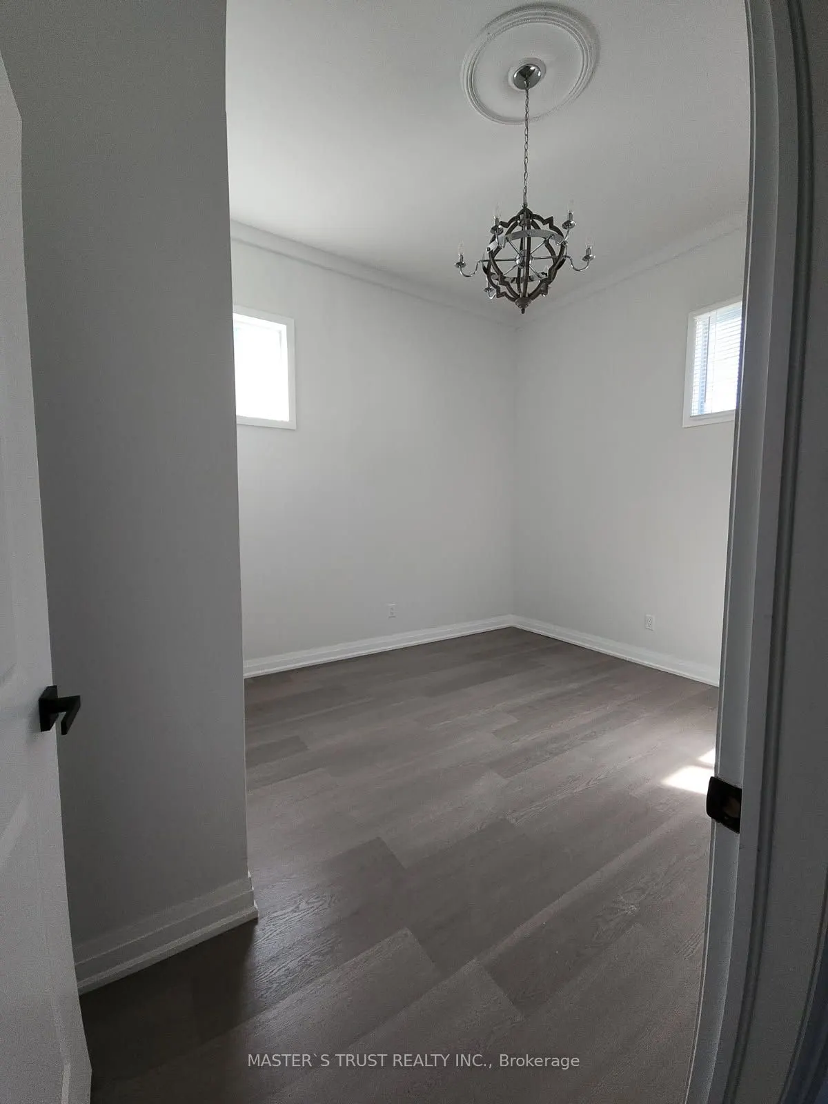 54 Main Street S, #3