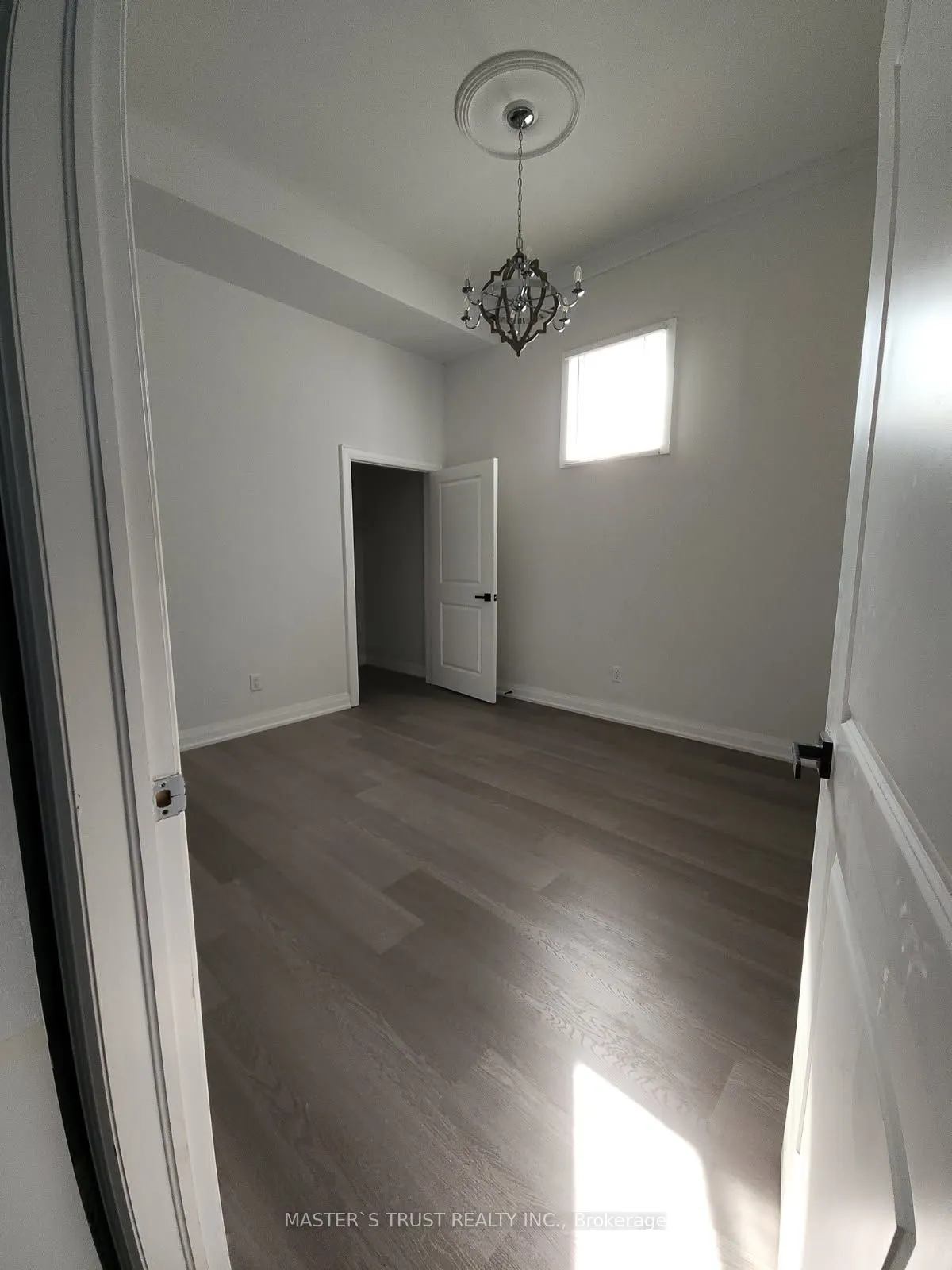 54 Main Street S, #3