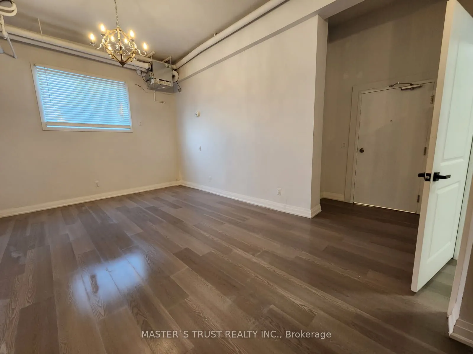 54 Main Street S, #3