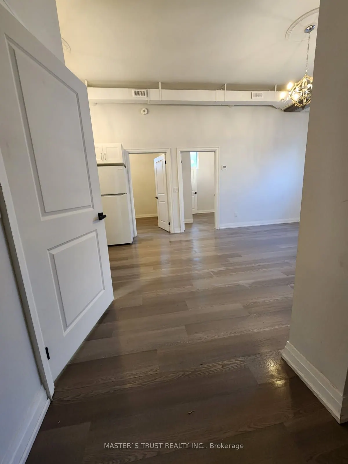 54 Main Street S, #3