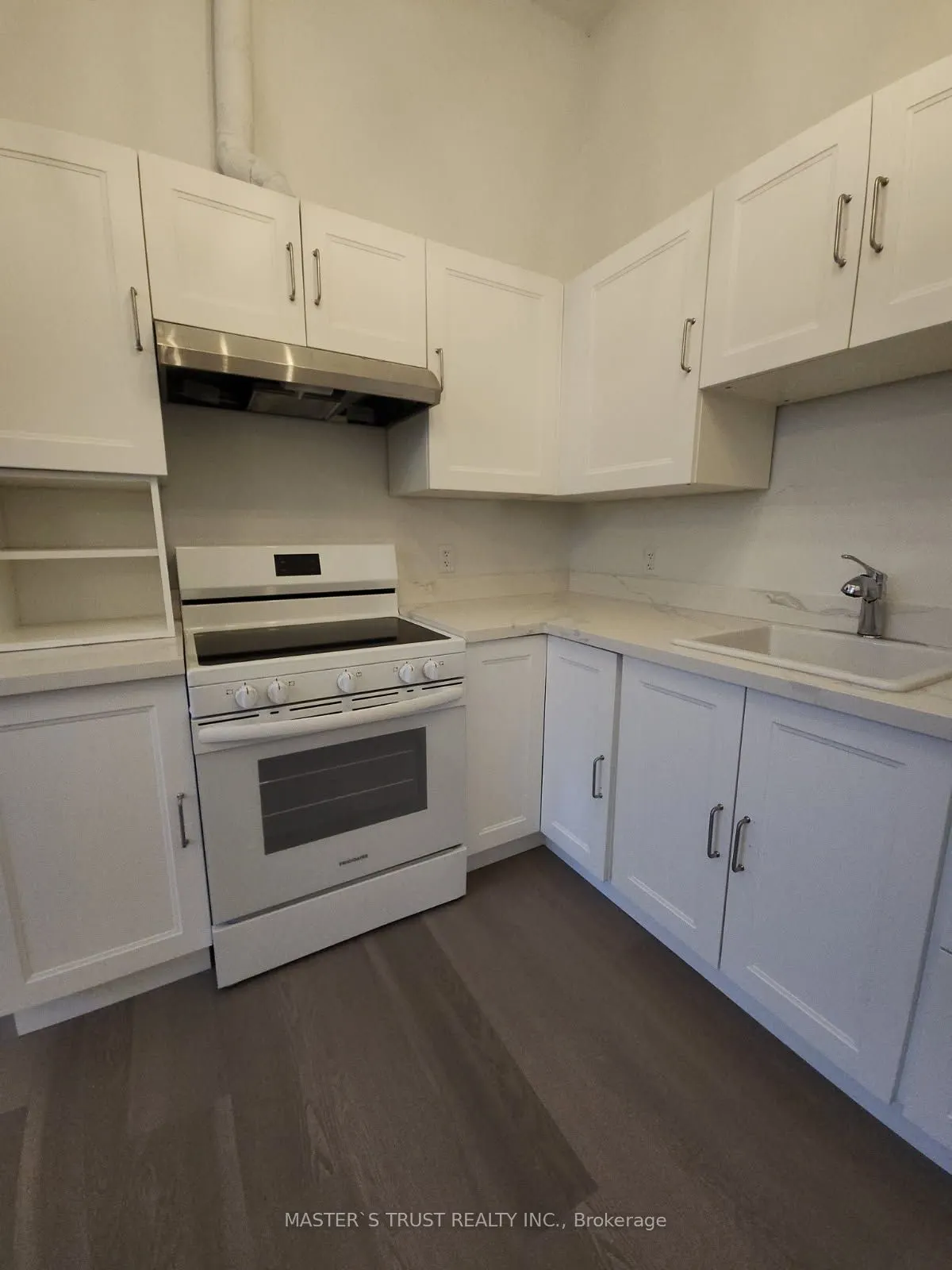 54 Main Street S, #2