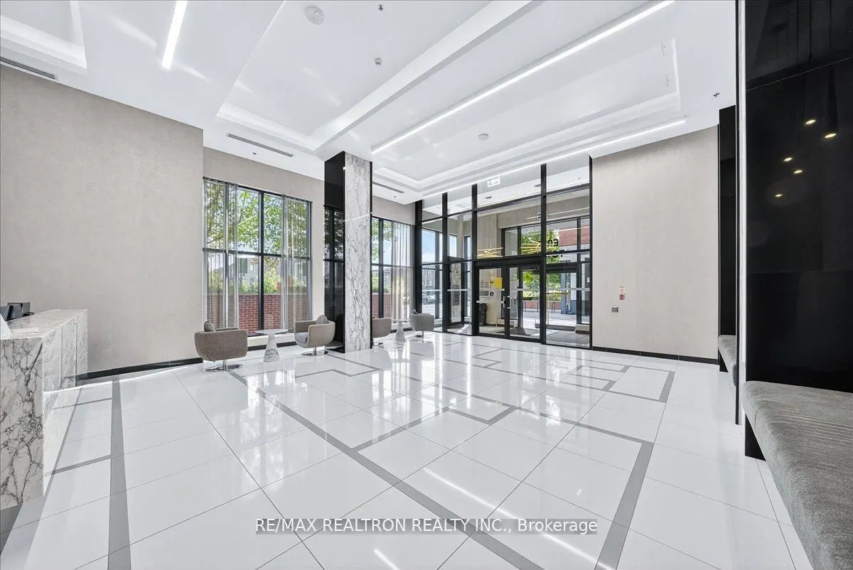 99 Eagle Rock Way, #204