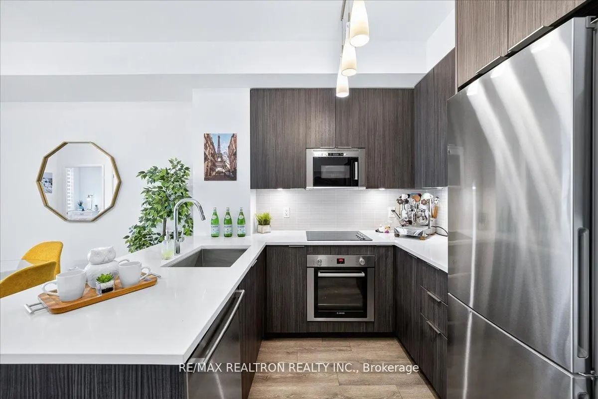 99 Eagle Rock Way, #204