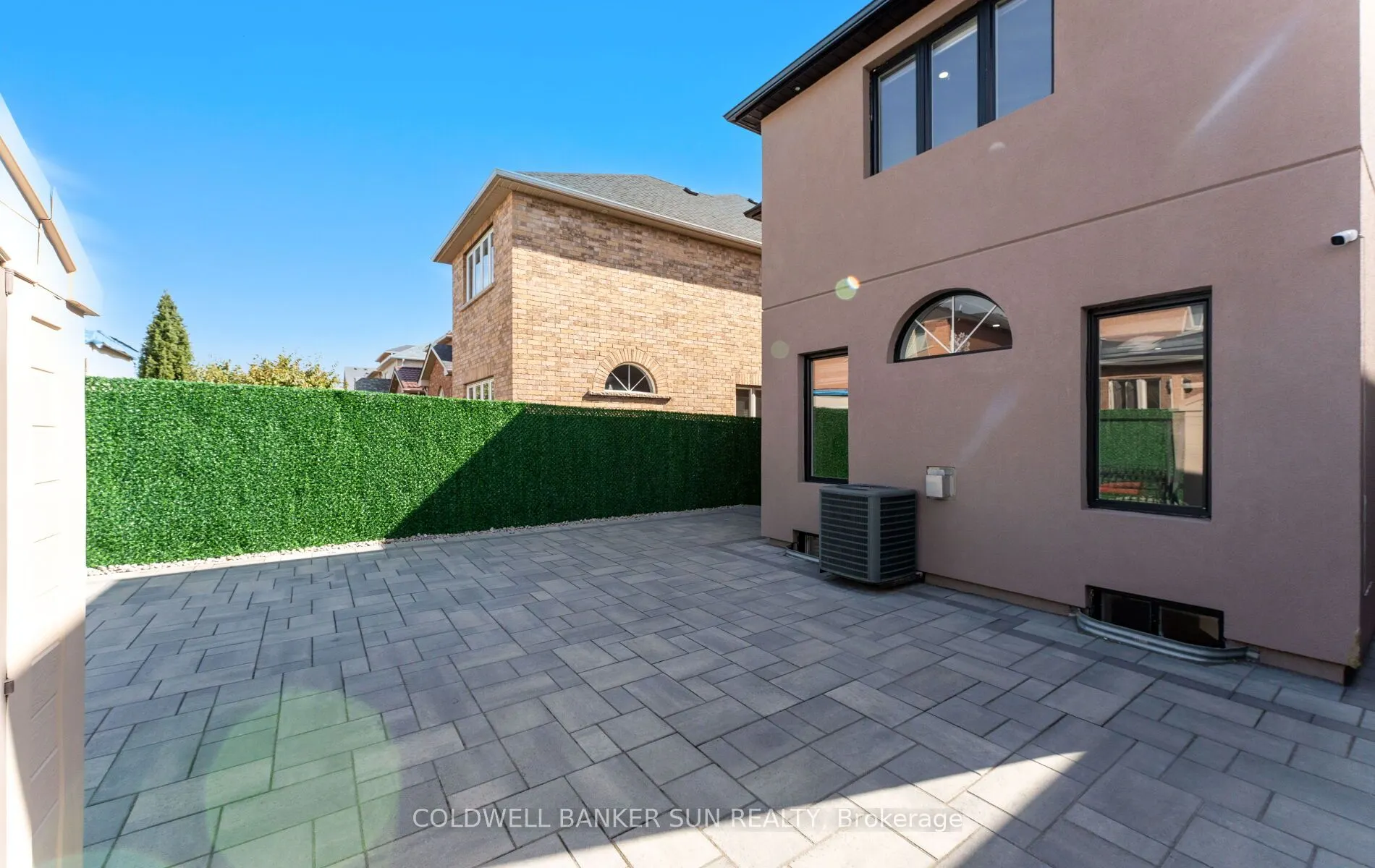 164 Canada Drive