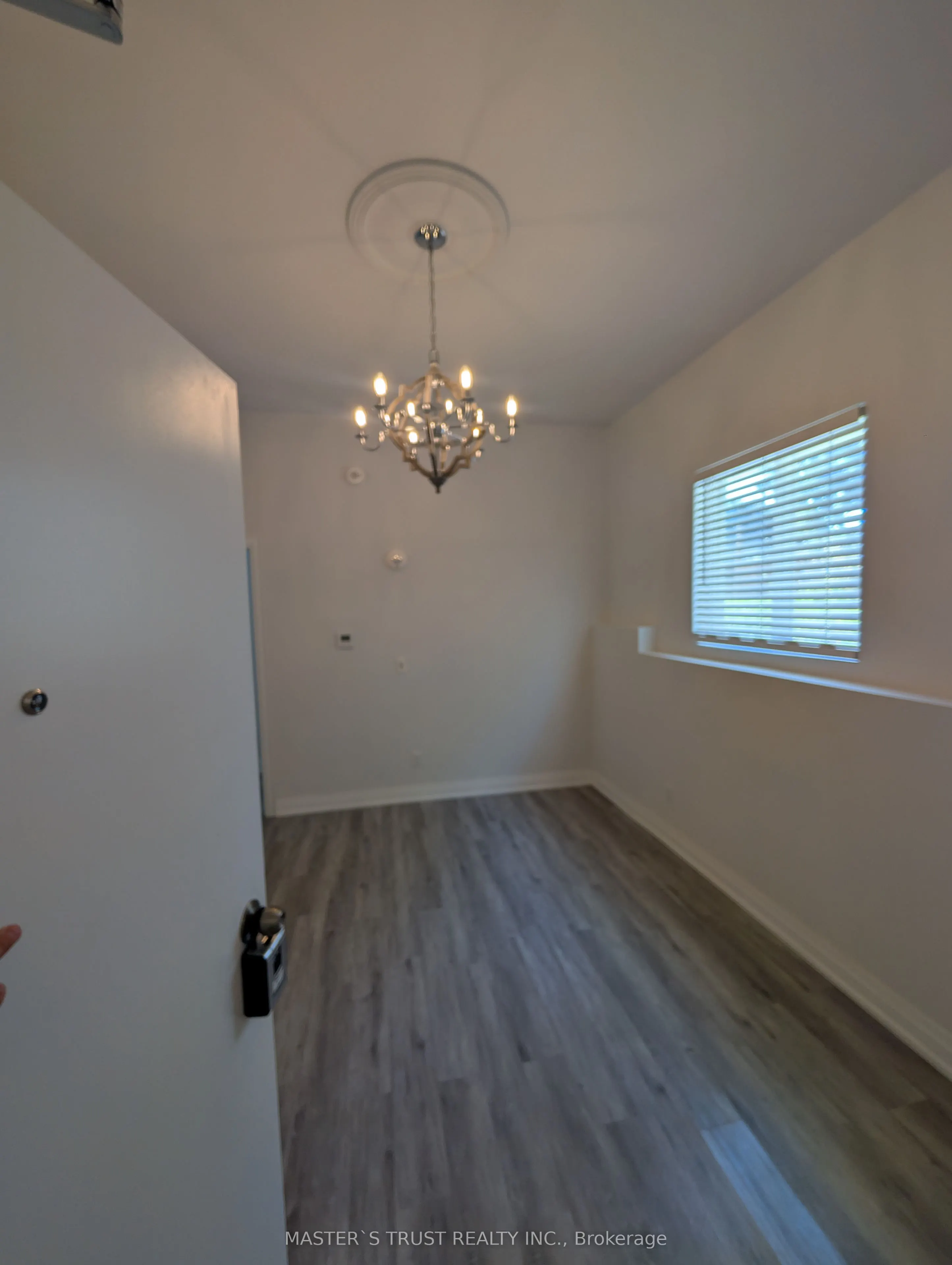 54 Main Street S, #5