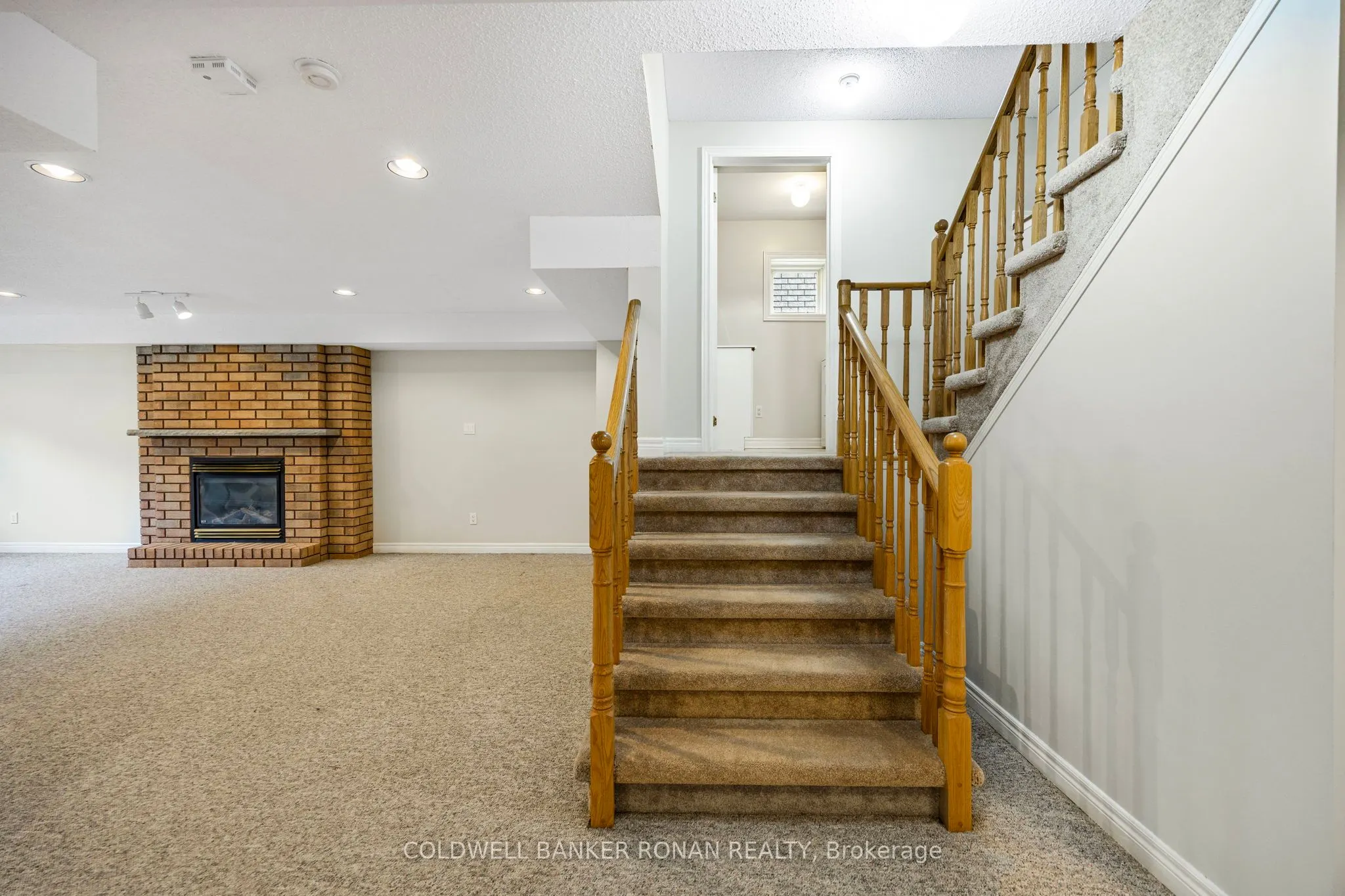 8 Malibu Manor W, #9