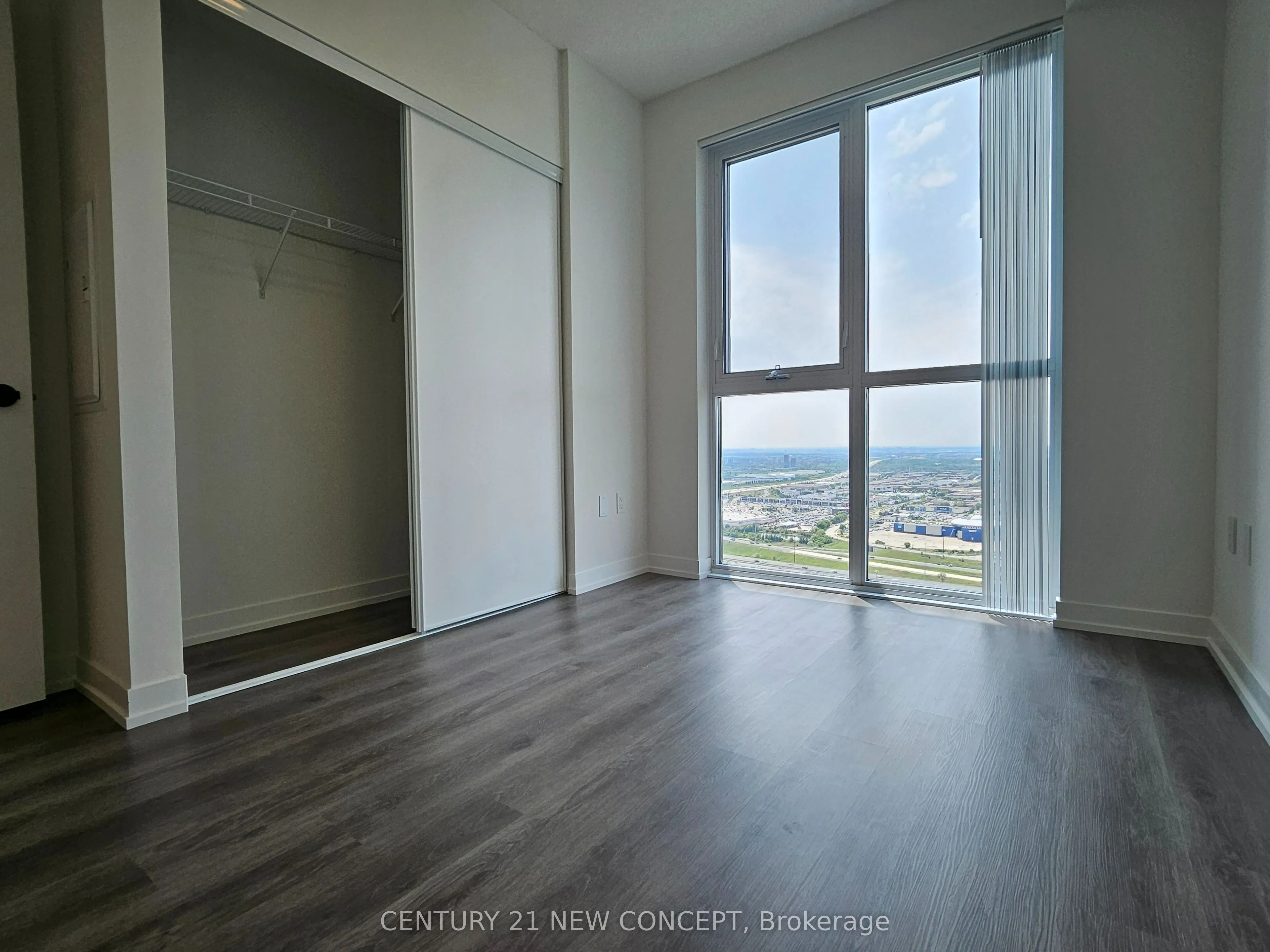 225 commerce Street, #4106
