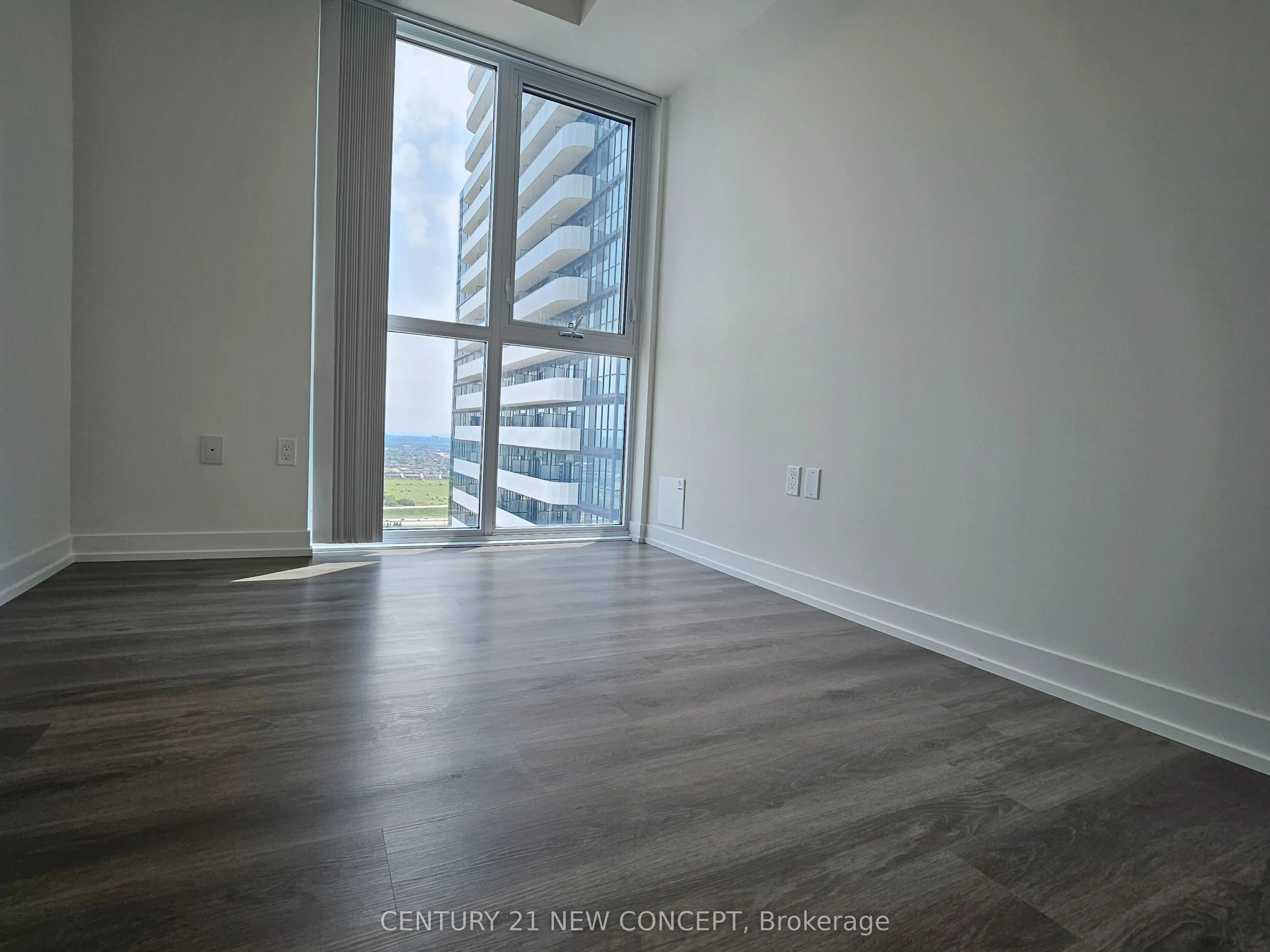 225 commerce Street, #4106