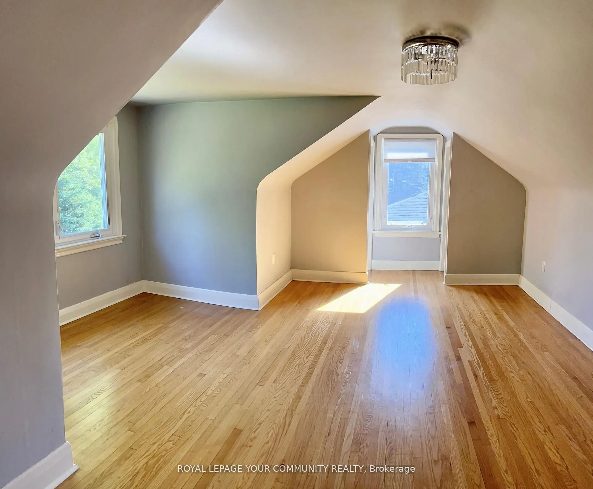 134 James Street, #Upper