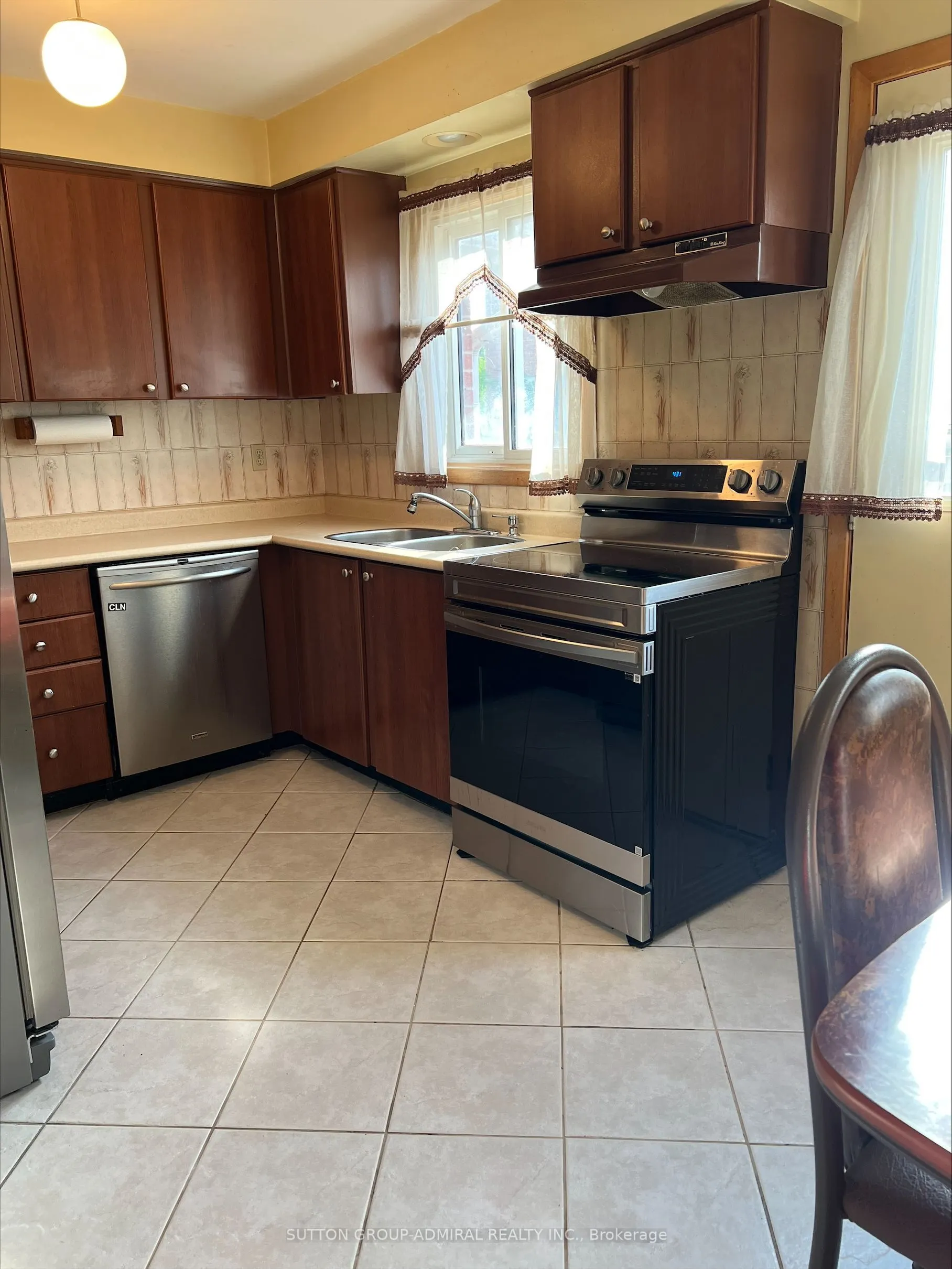 14 Prairie Dunes Place