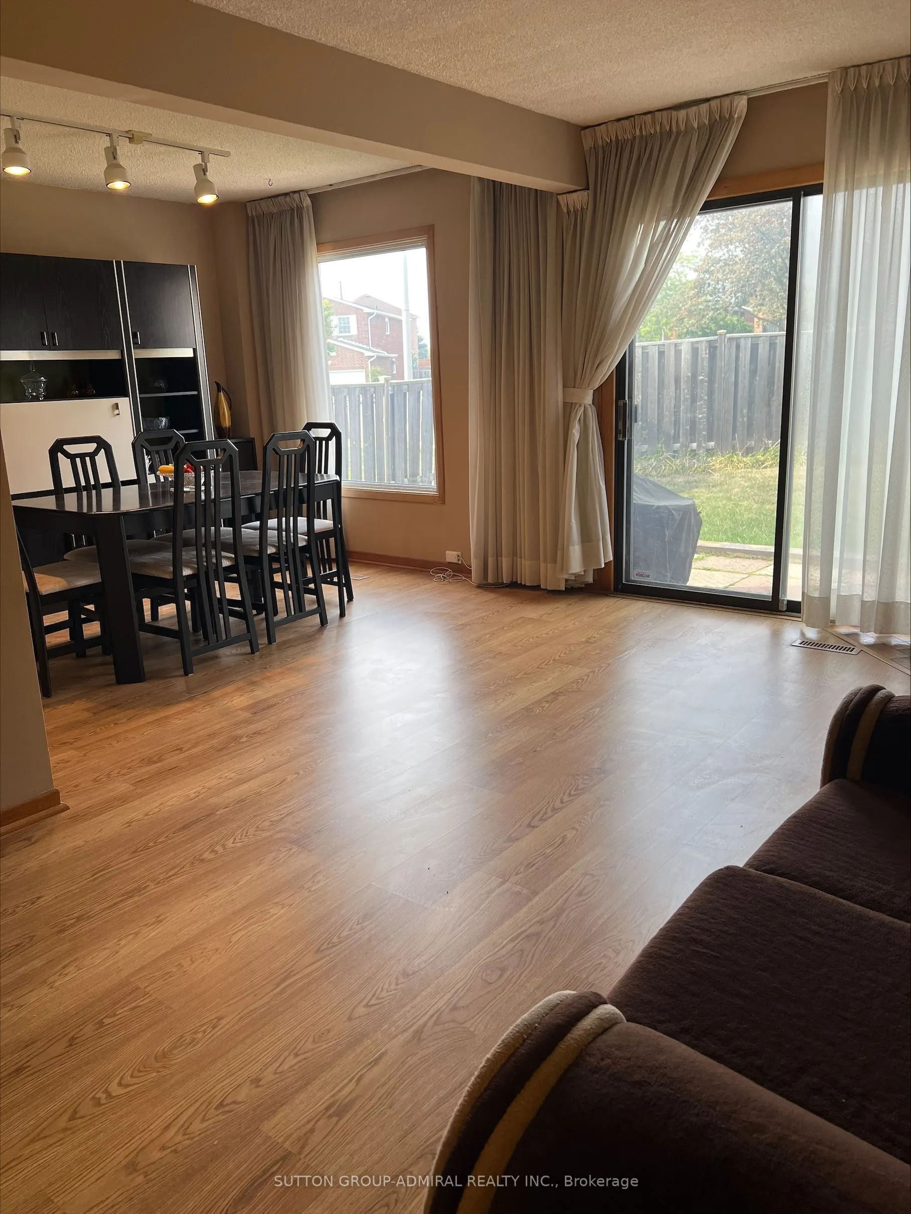 14 Prairie Dunes Place
