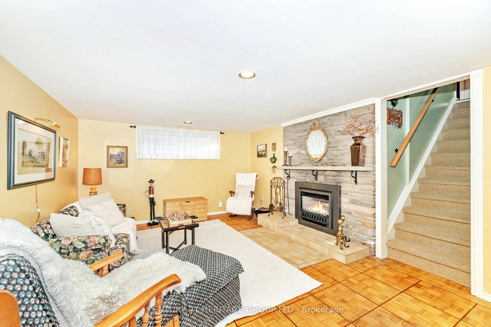 22 Poplar Drive