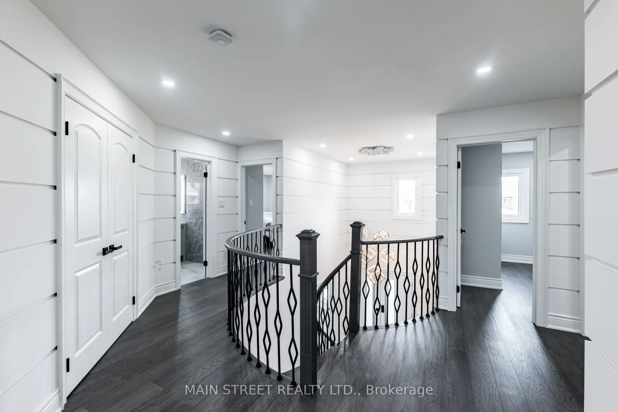 36 Nelson Circle
