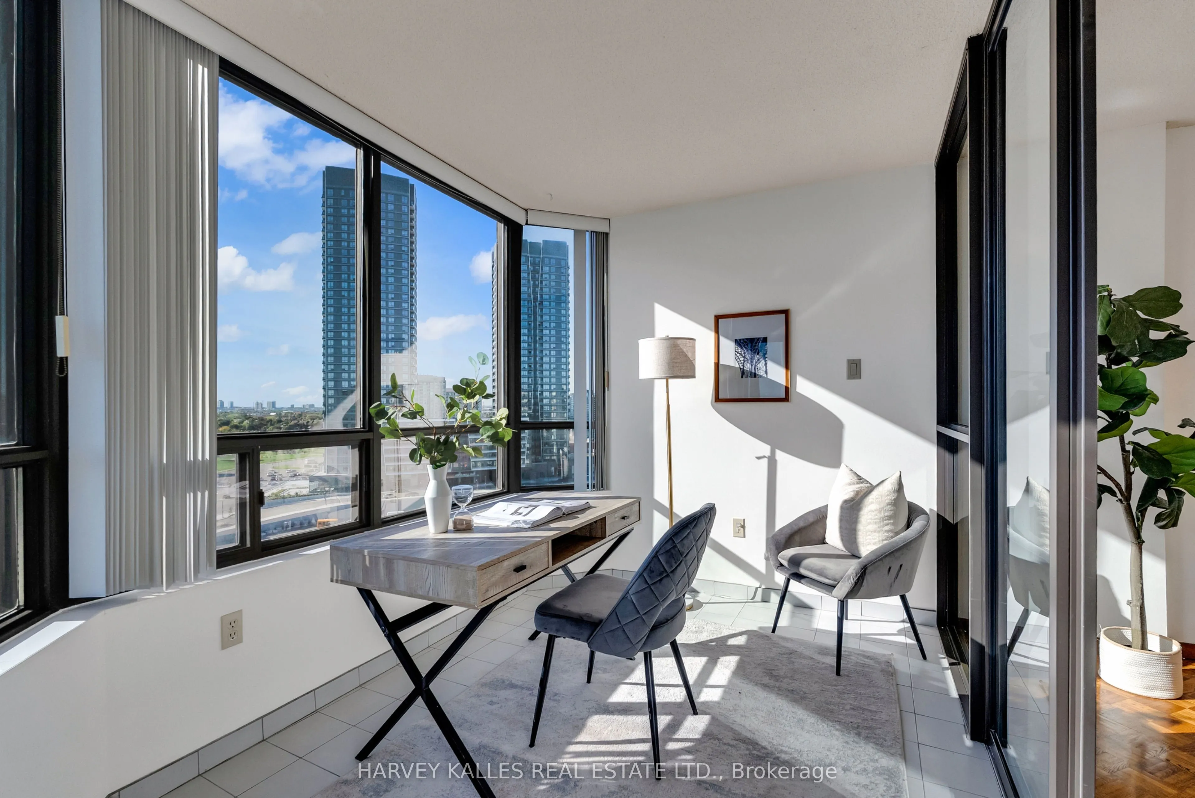 7440 Bathurst Street, #1411