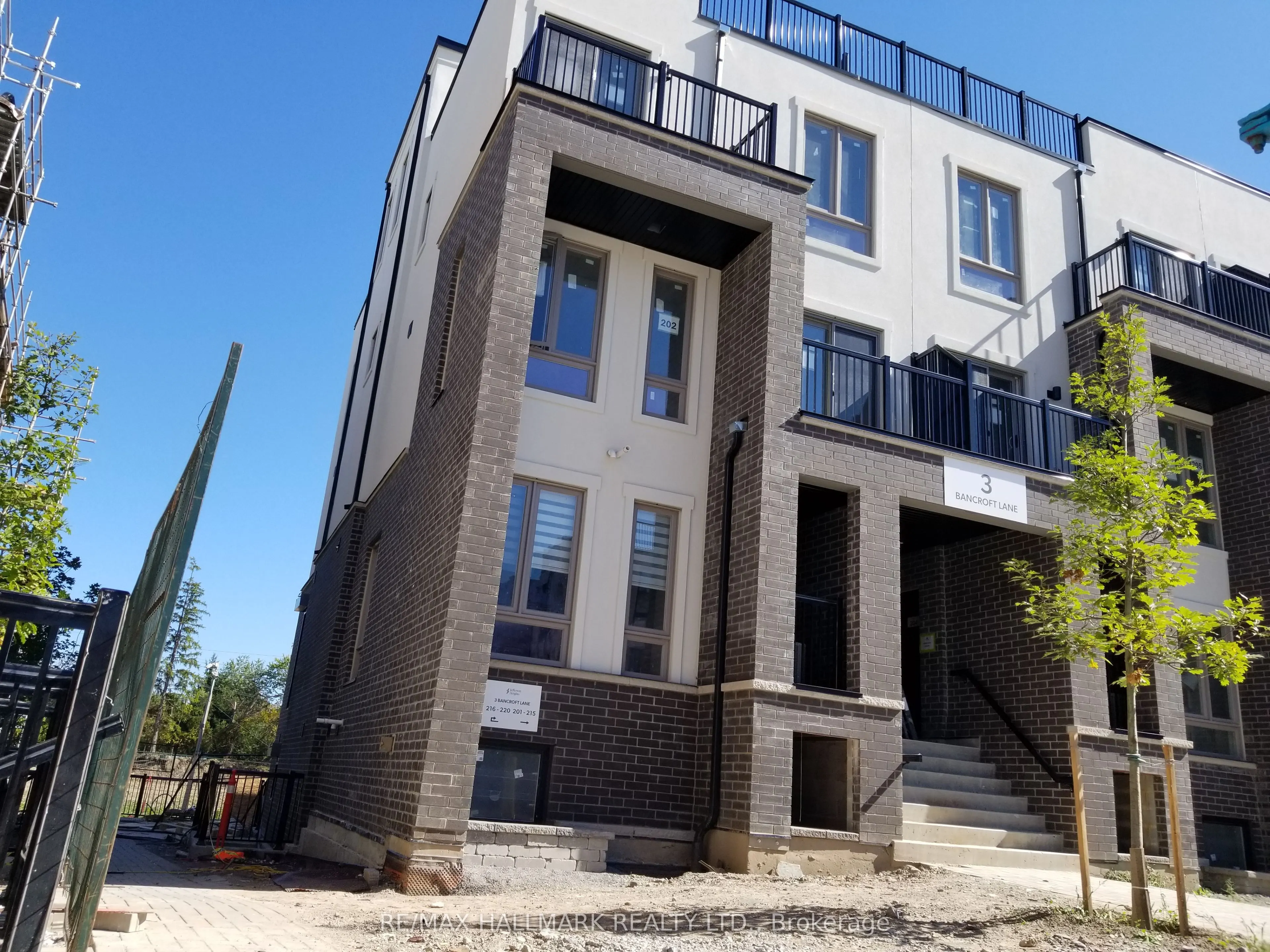 3 Bancroft Lane, #201