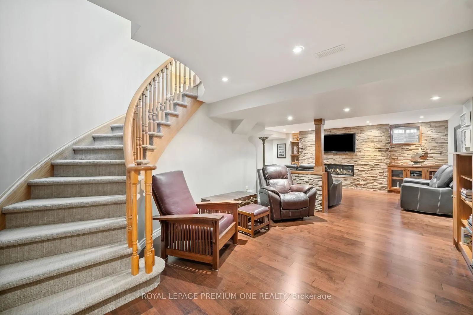 536 Village Parkway