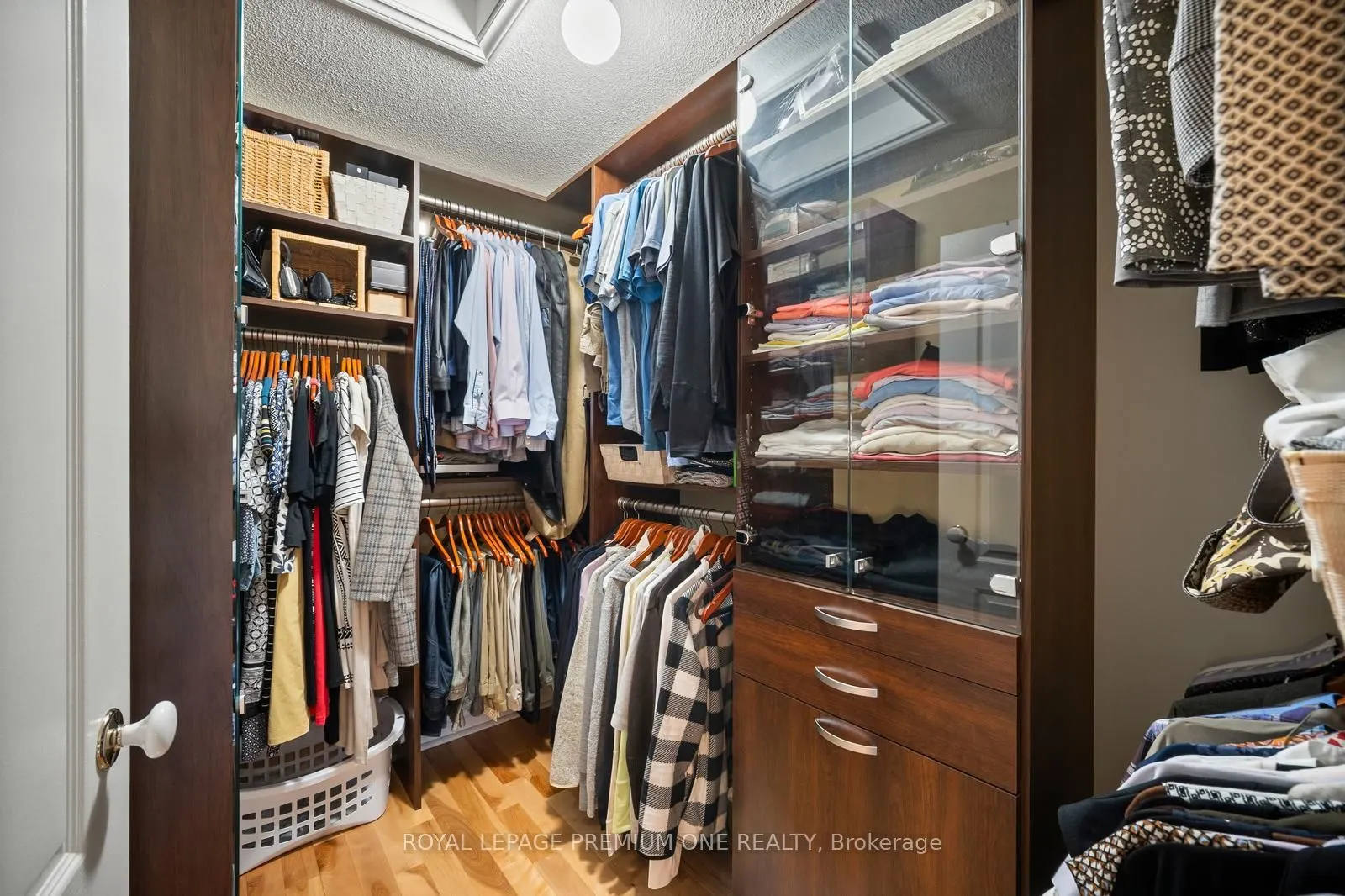 536 Village Parkway