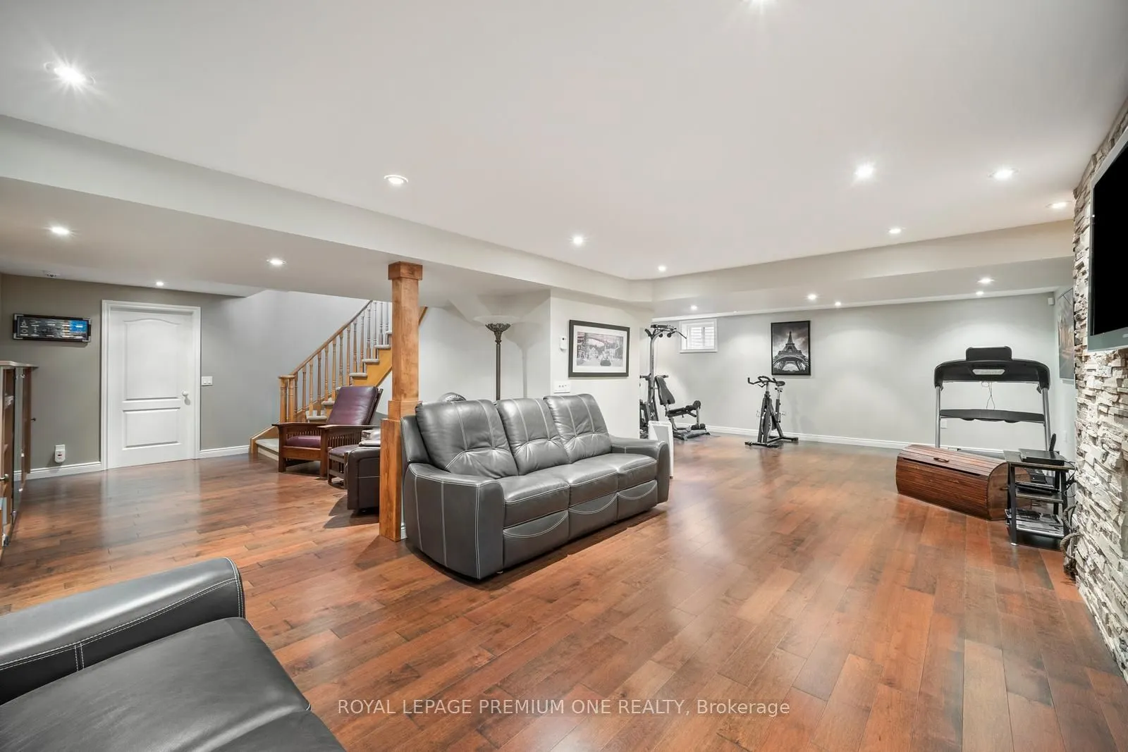 536 Village Parkway