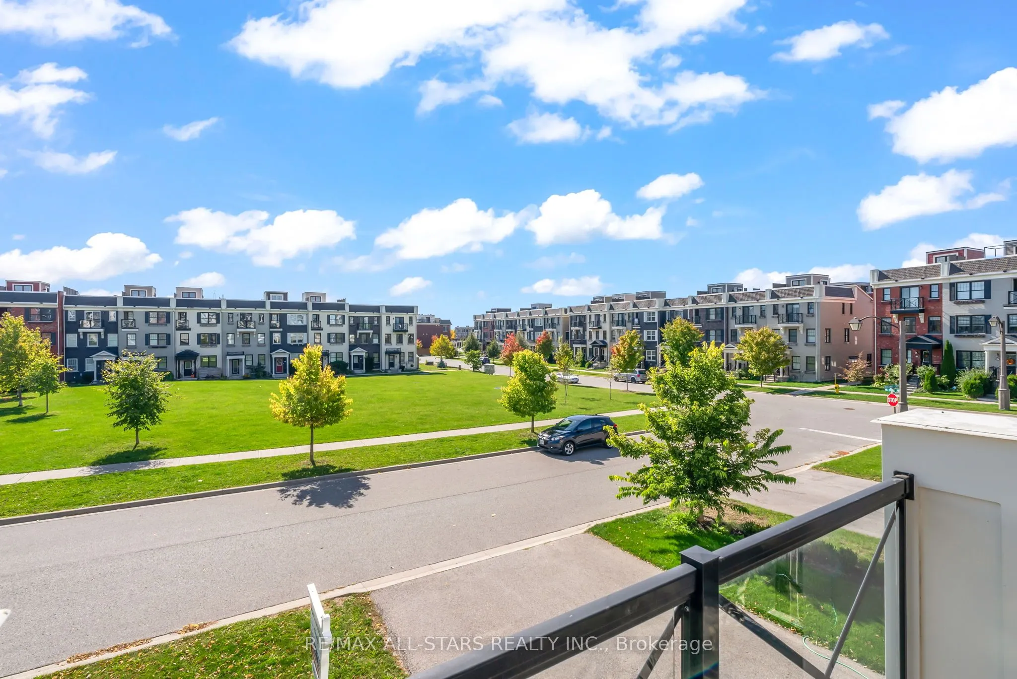 243 Boadway Crescent