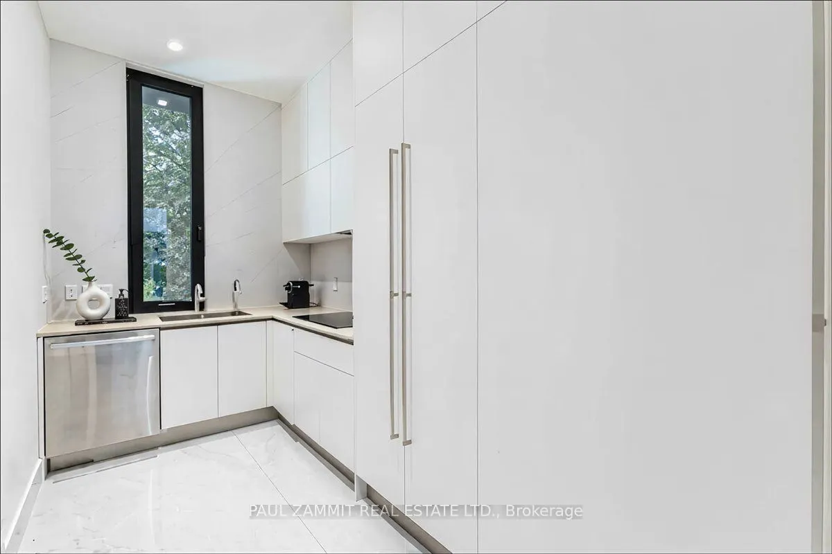 36 Fairway Heights Drive