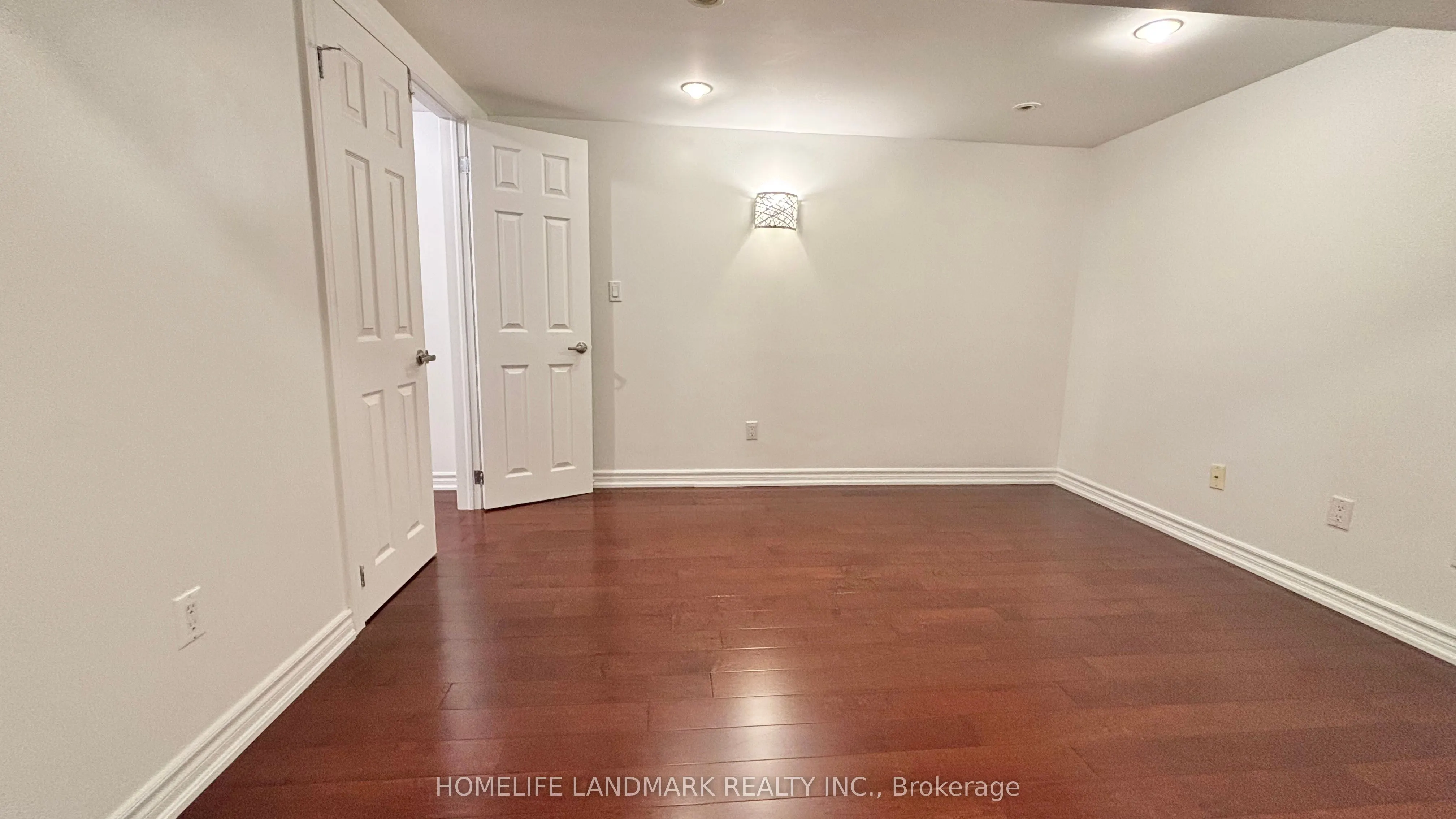160 Snowshoe Crescent