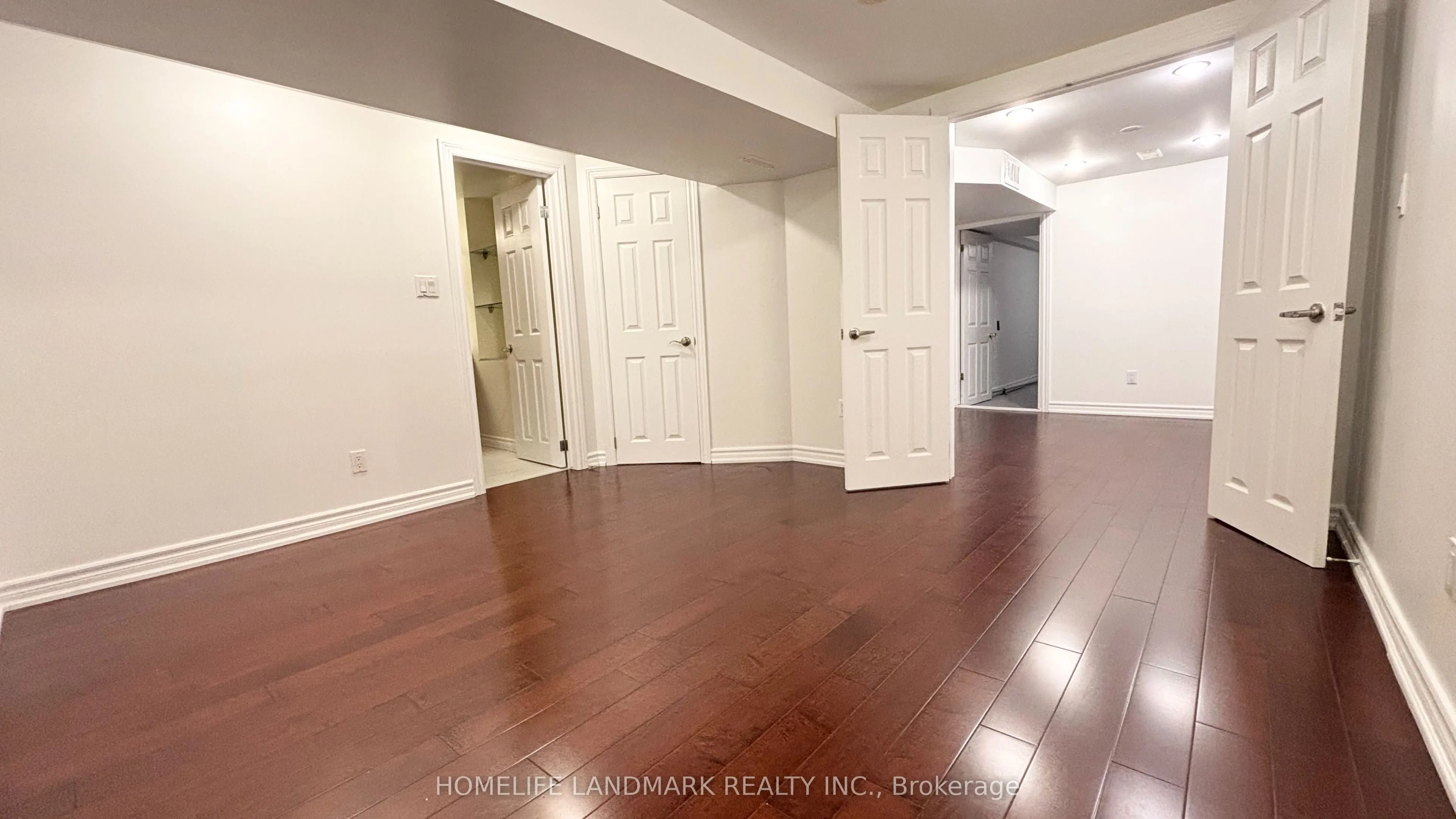 160 Snowshoe Crescent