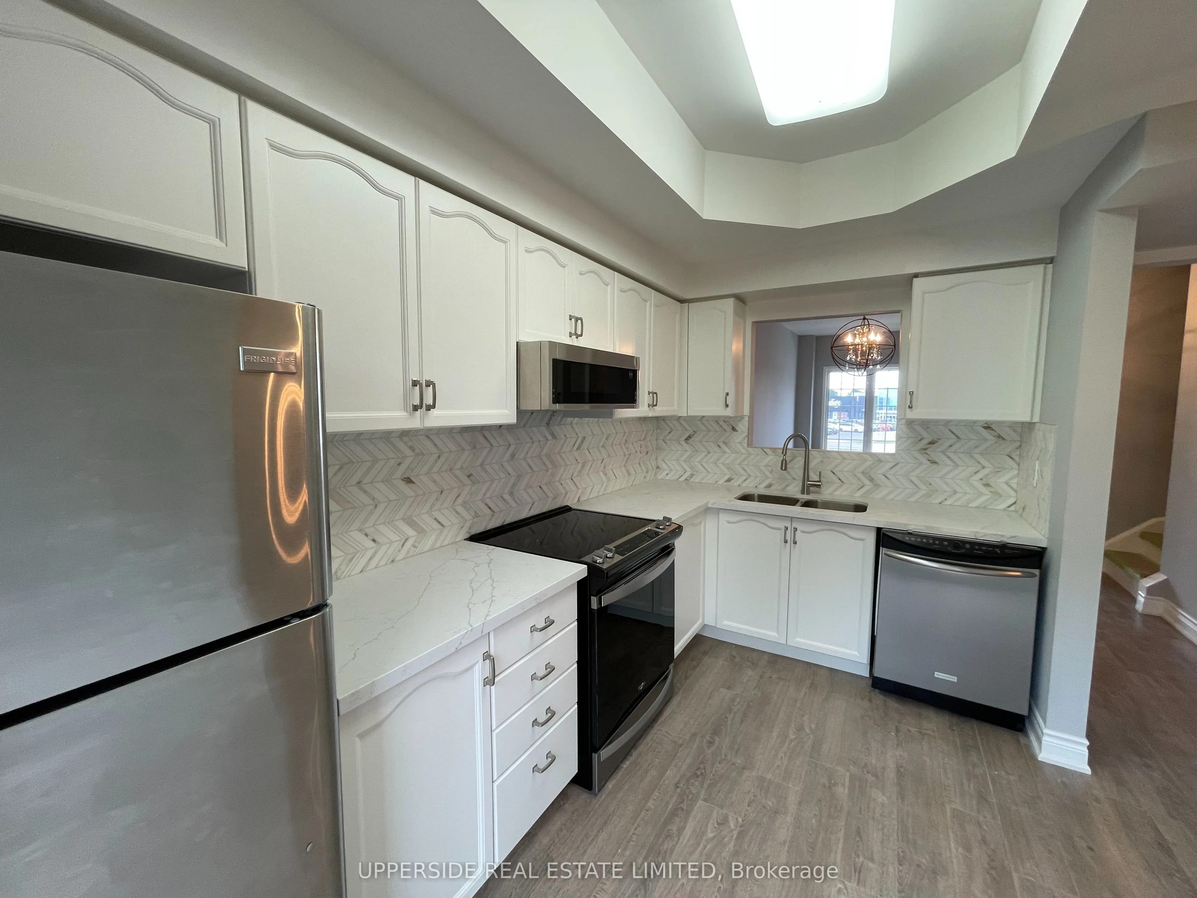 23 Observatory Lane, #10