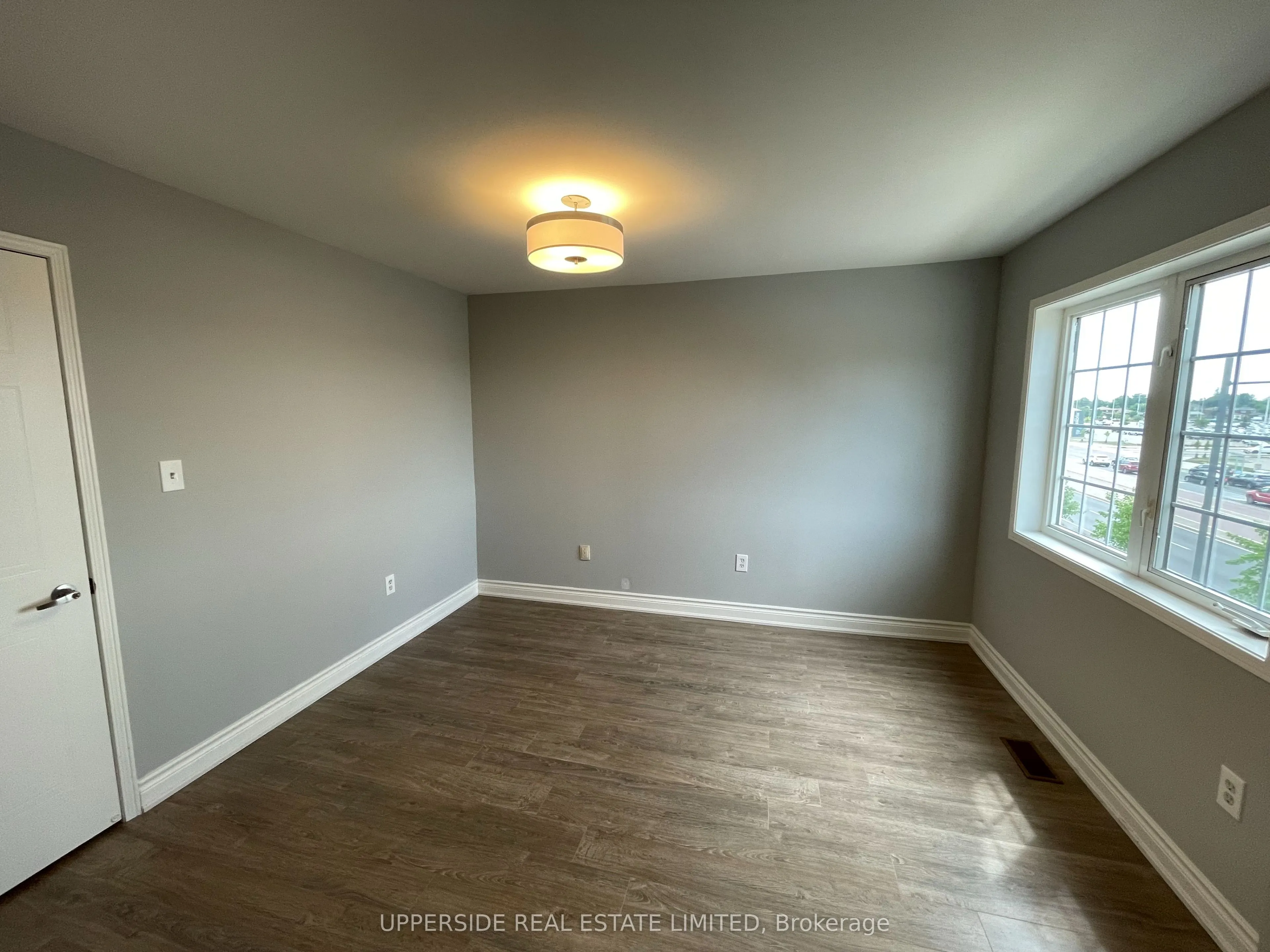 23 Observatory Lane, #10